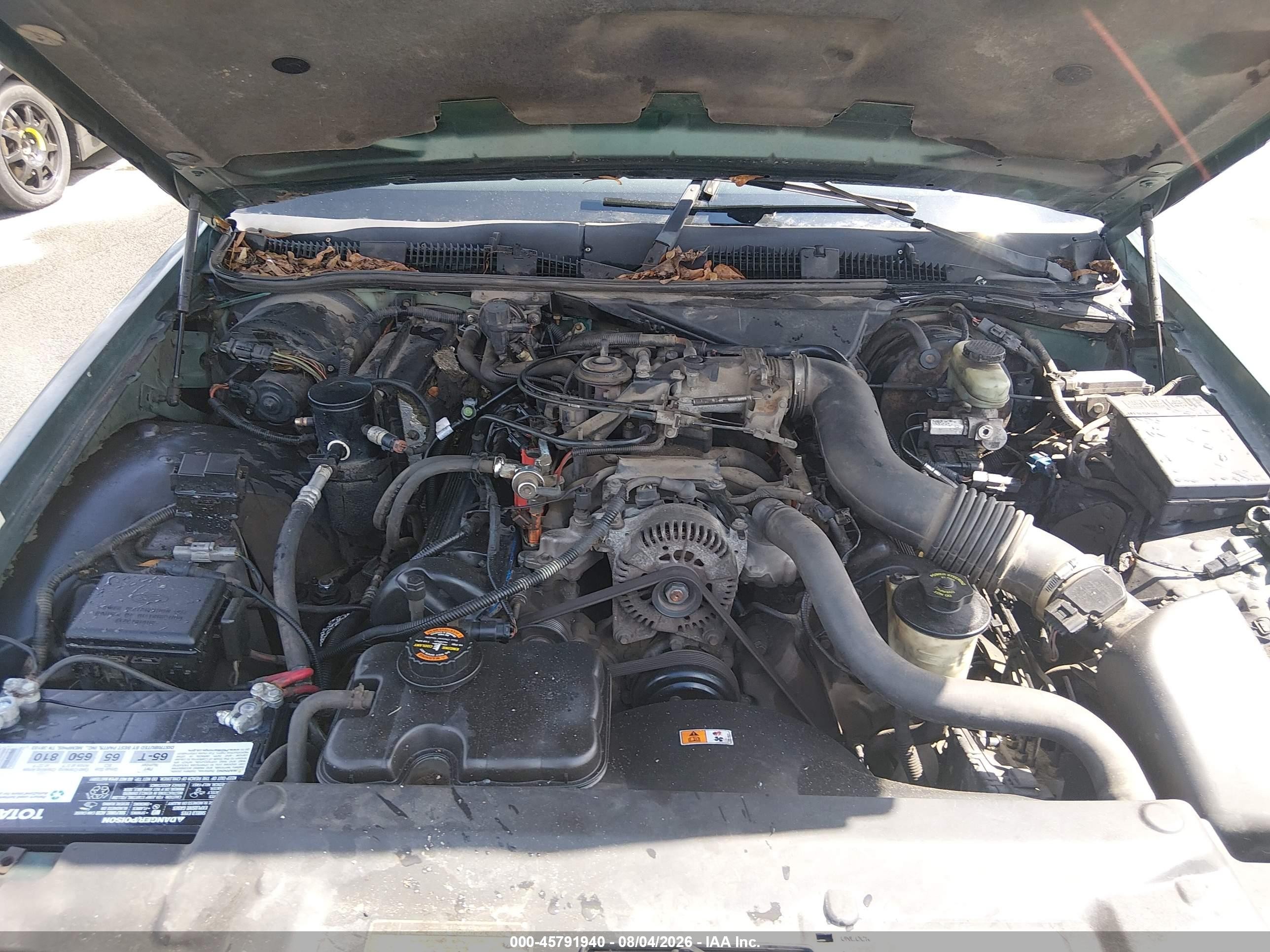 2000 Ford Crown Victoria Lx Green vin: 2FAFP74W1YX158556