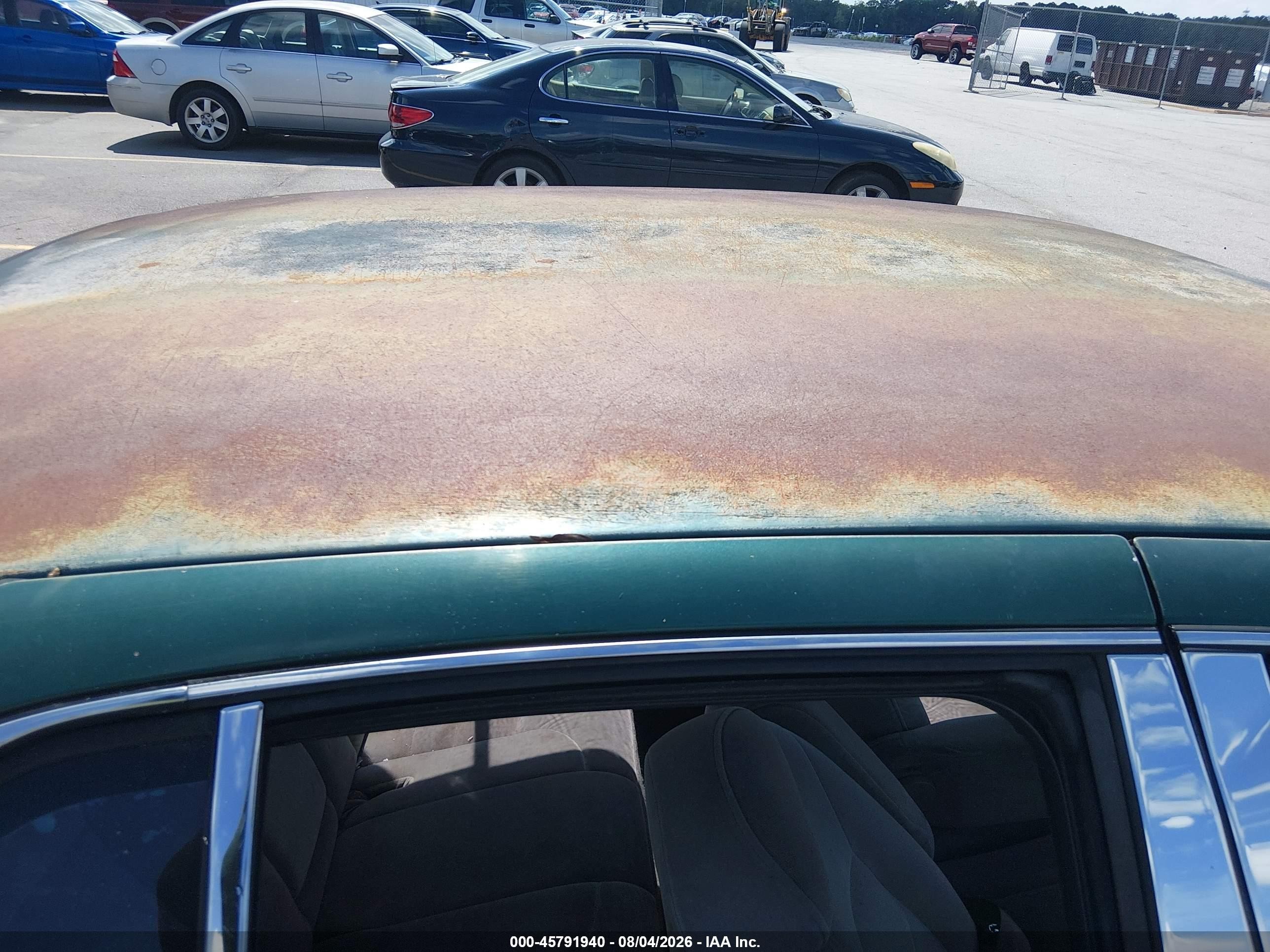 2000 Ford Crown Victoria Lx Green vin: 2FAFP74W1YX158556