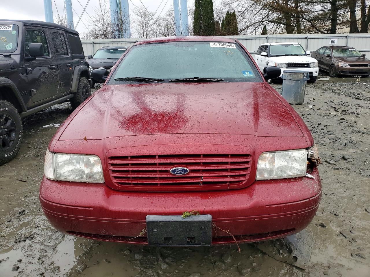 2003 Ford Crown Victoria Lx Red vin: 2FAFP74W23X191414