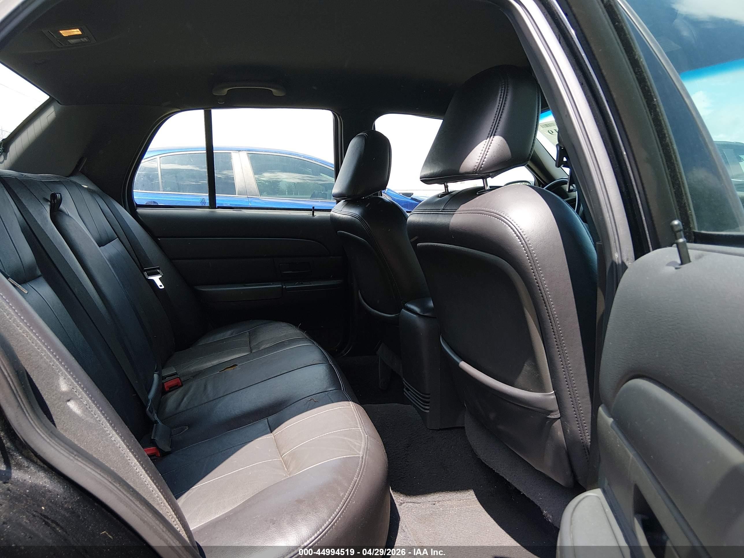 2004 Ford Crown Victoria Lx Black vin: 2FAFP74W24X152579