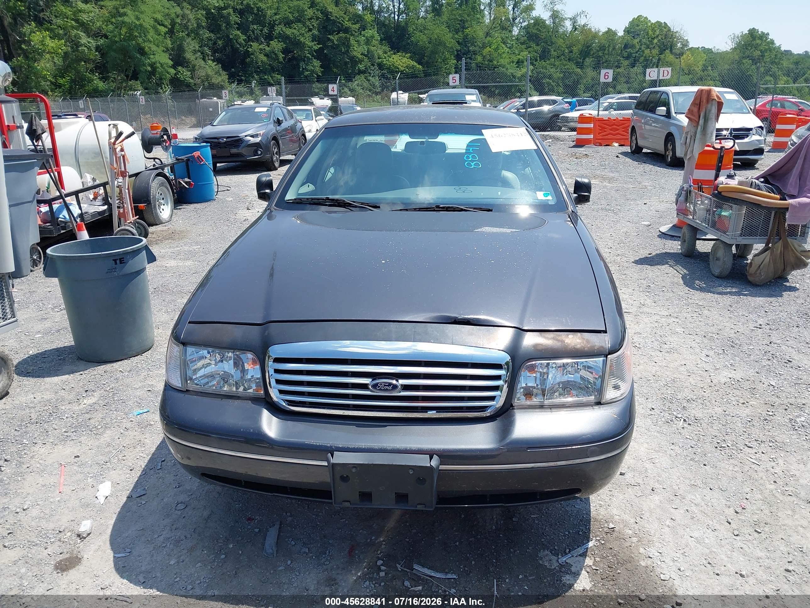 2005 Ford Crown Victoria Lx/lx Sport Серый vin: 2FAFP74W25X103366