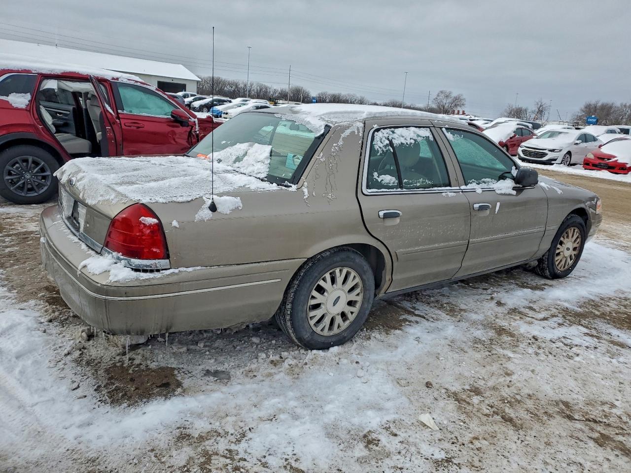 2005 Ford Crown Victoria Lx Brown vin: 2FAFP74W25X110446