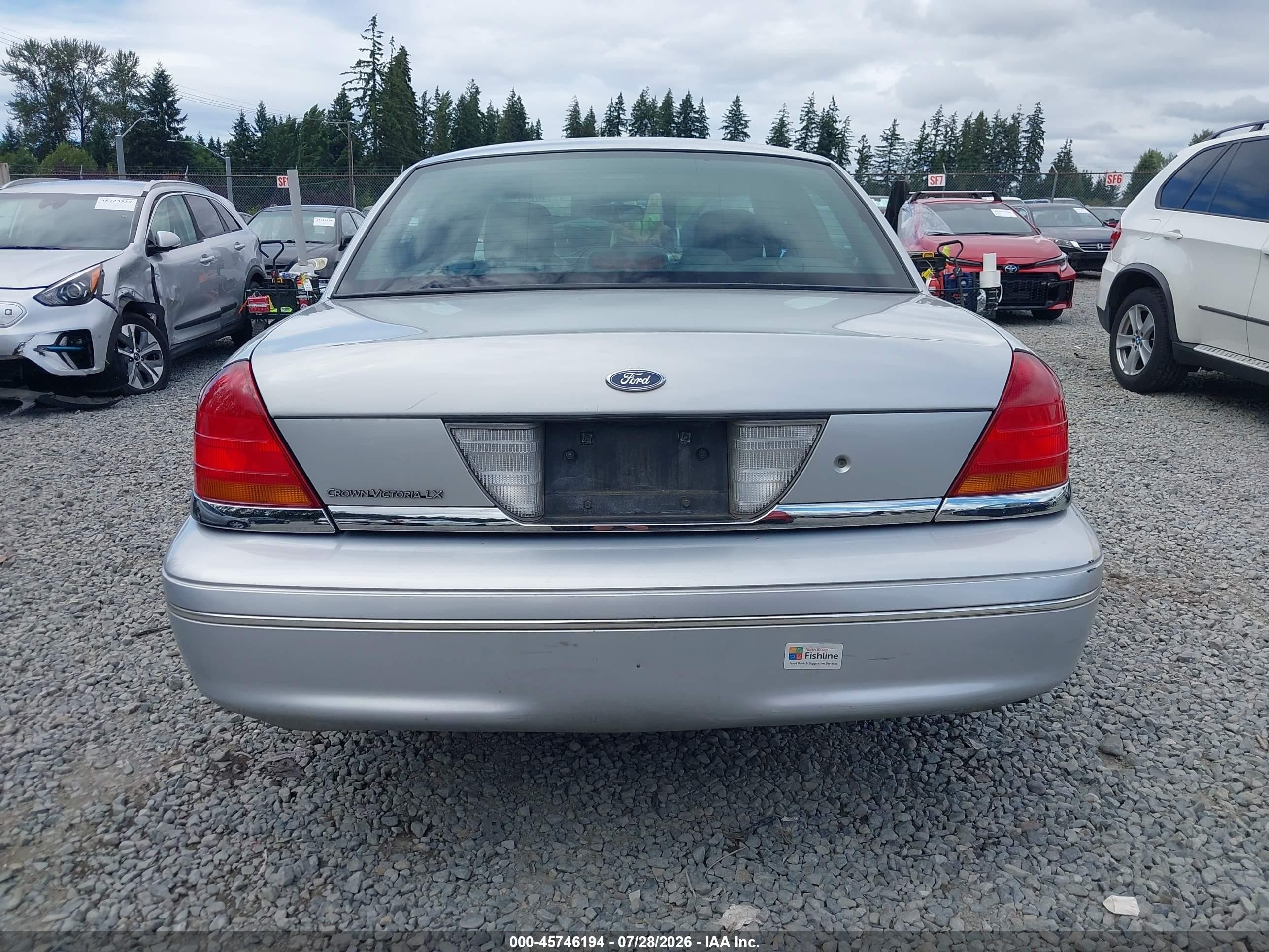 2003 Ford Crown Victoria Lx Silver vin: 2FAFP74W33X127799