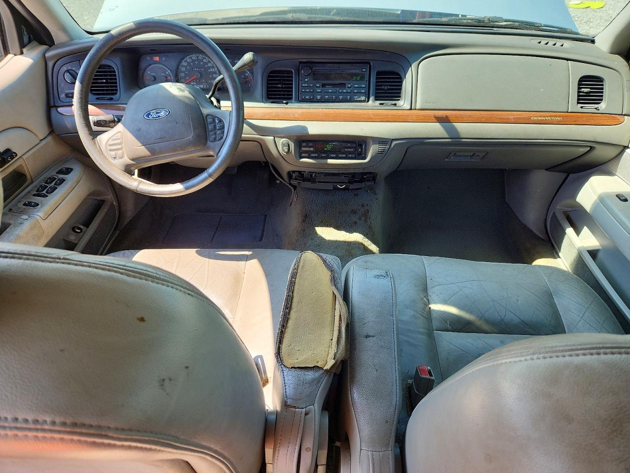 2004 Ford Crown Victoria Lx Blue vin: 2FAFP74W44X128980