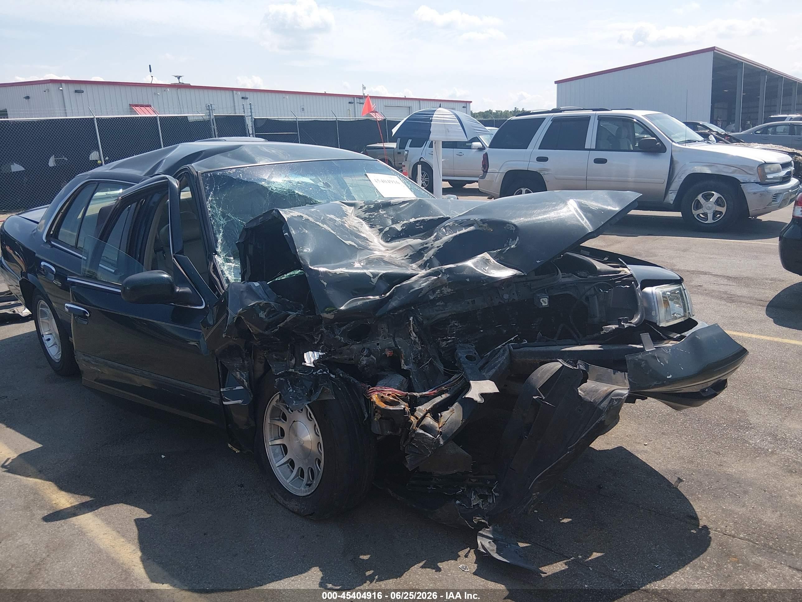1999 Ford Crown Victoria Lx Green vin: 2FAFP74W4XX136386