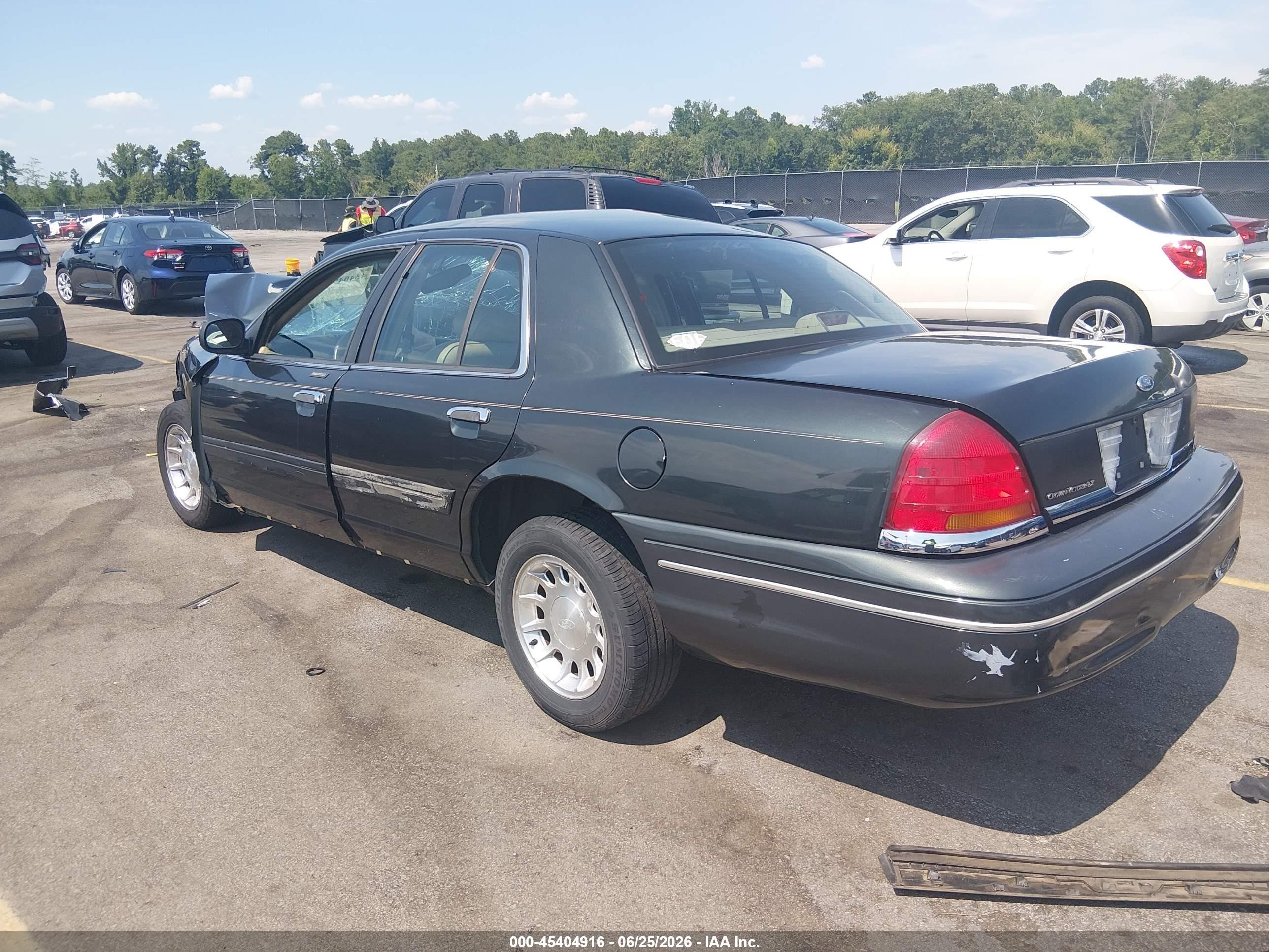 1999 Ford Crown Victoria Lx Green vin: 2FAFP74W4XX136386