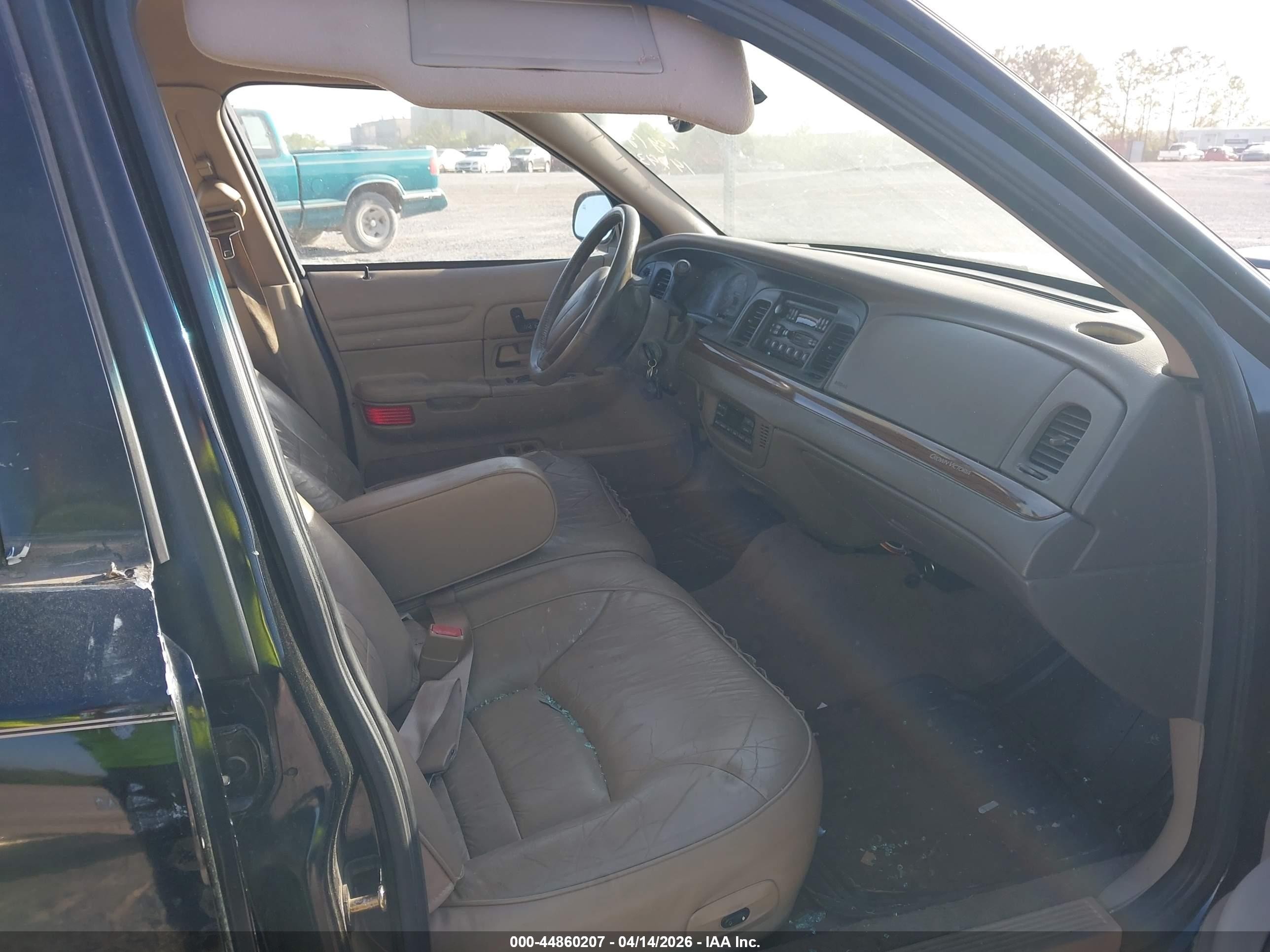 2002 Ford Crown Victoria Lx Black vin: 2FAFP74W52X147437