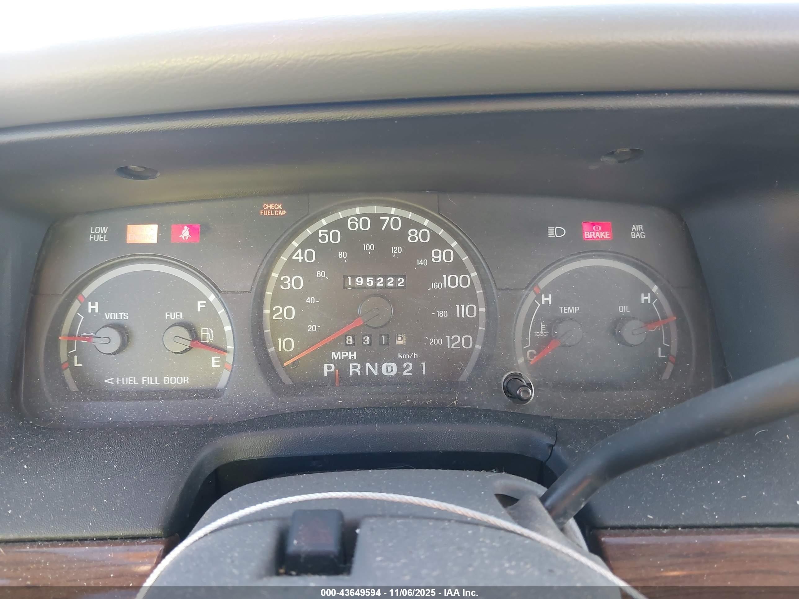 2003 Ford Crown Victoria Lx Синий vin: 2FAFP74W53X208593