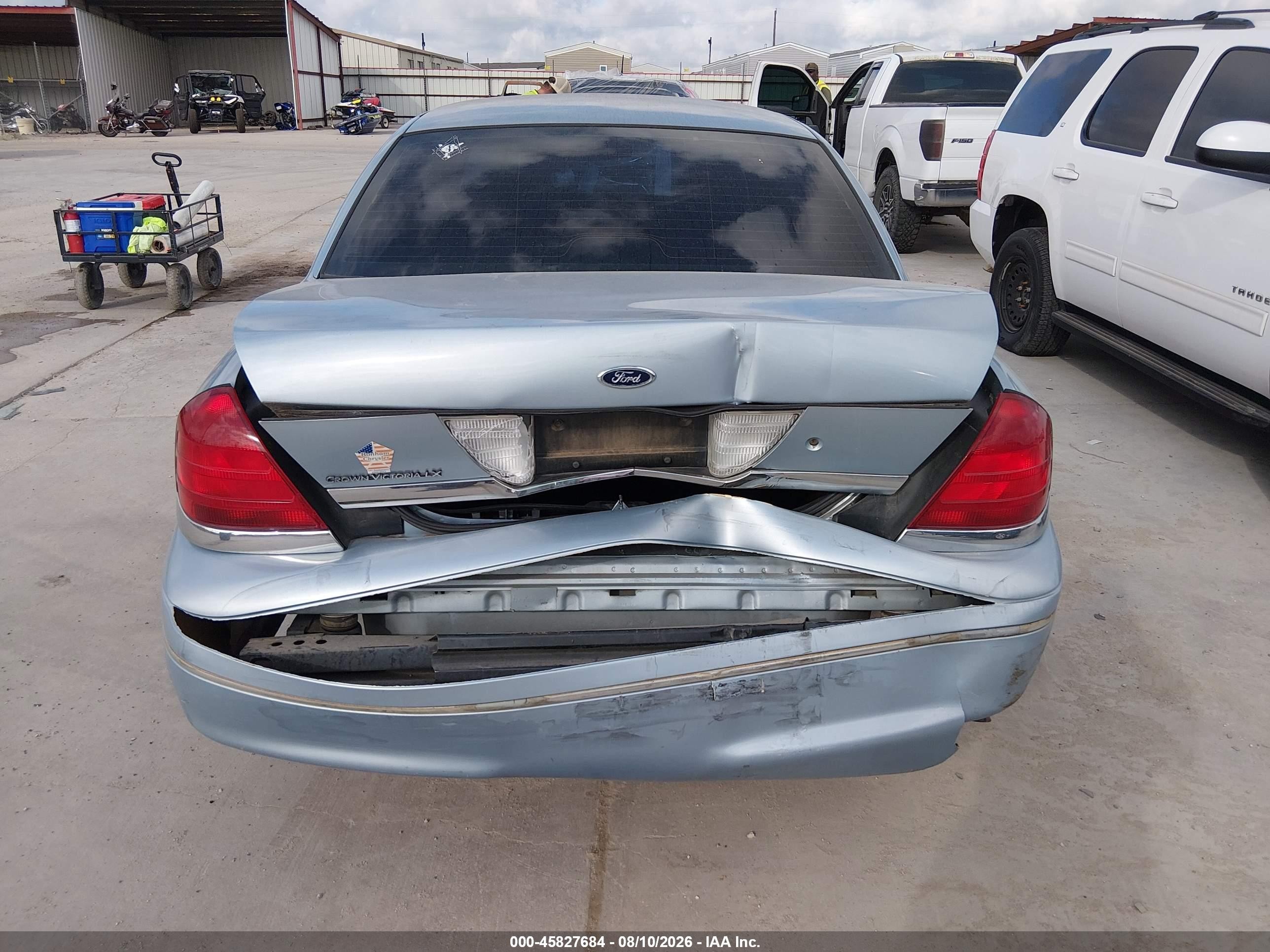 2004 Ford Crown Victoria Lx Blue vin: 2FAFP74W54X125067