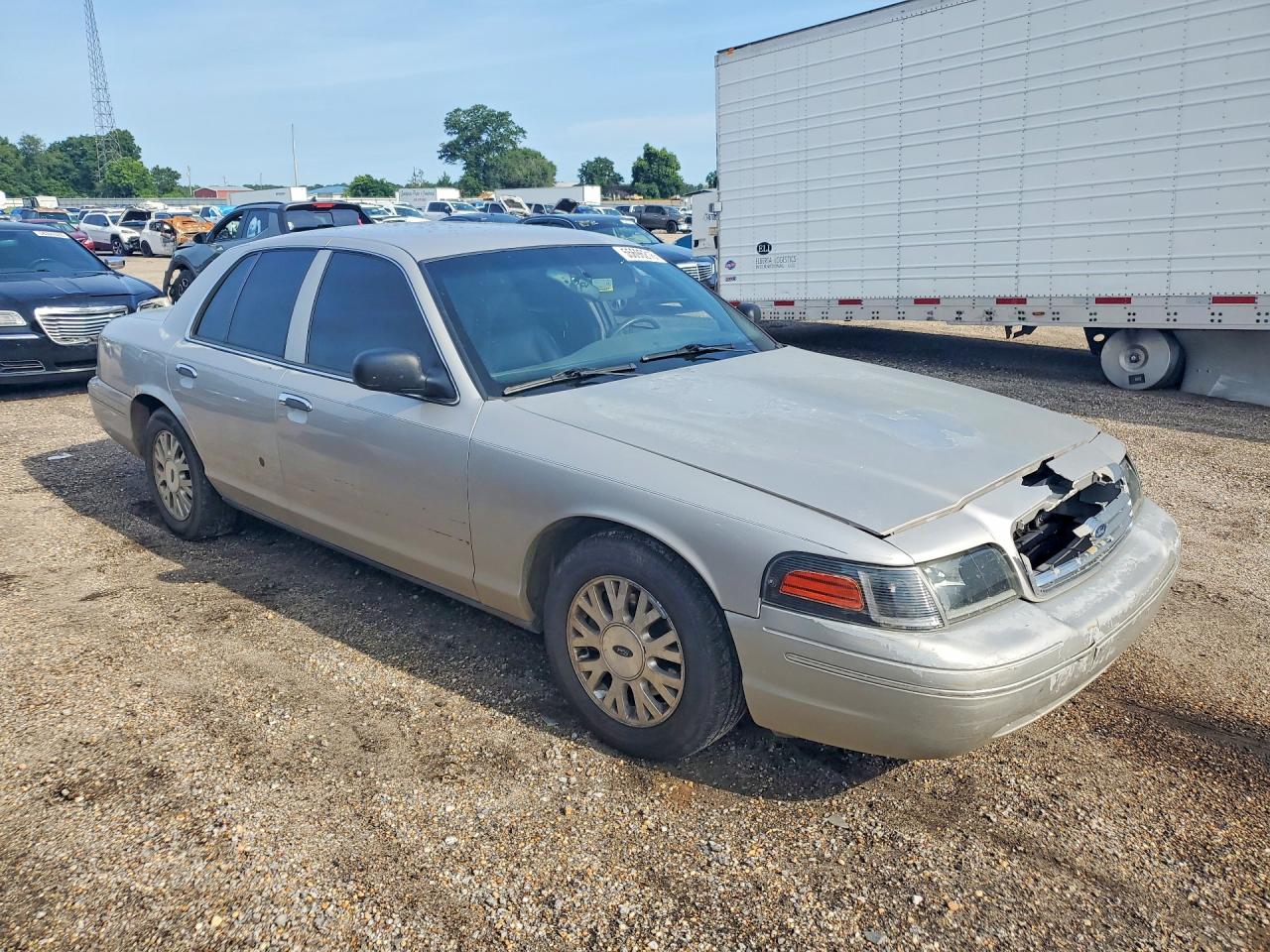 2004 Ford Crown Victoria Lx Silver vin: 2FAFP74W54X125571