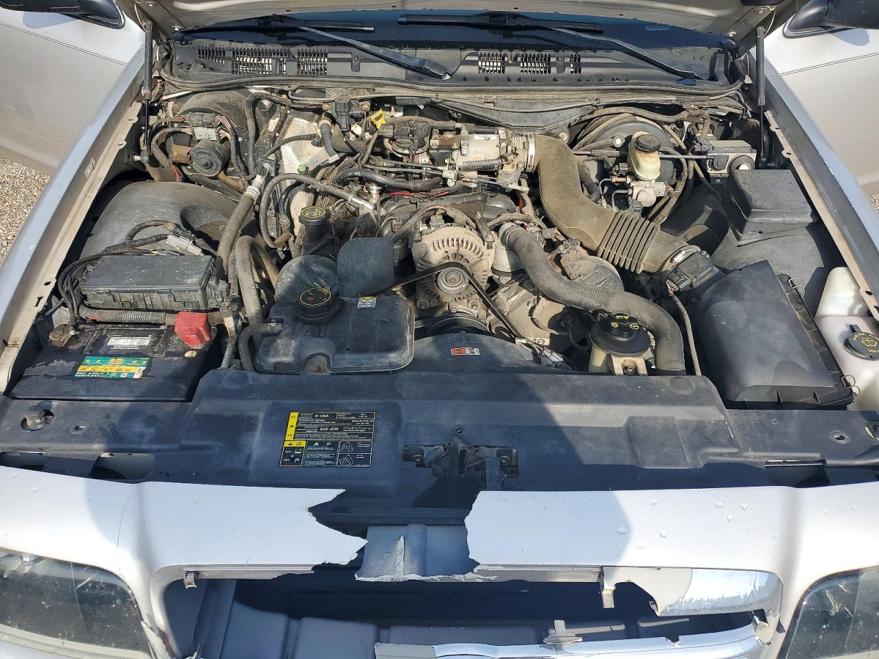 2004 Ford Crown Victoria Lx Silver vin: 2FAFP74W54X125571
