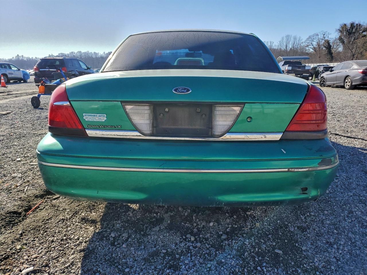 2004 Ford Crown Victoria Lx Green vin: 2FAFP74W54X131032