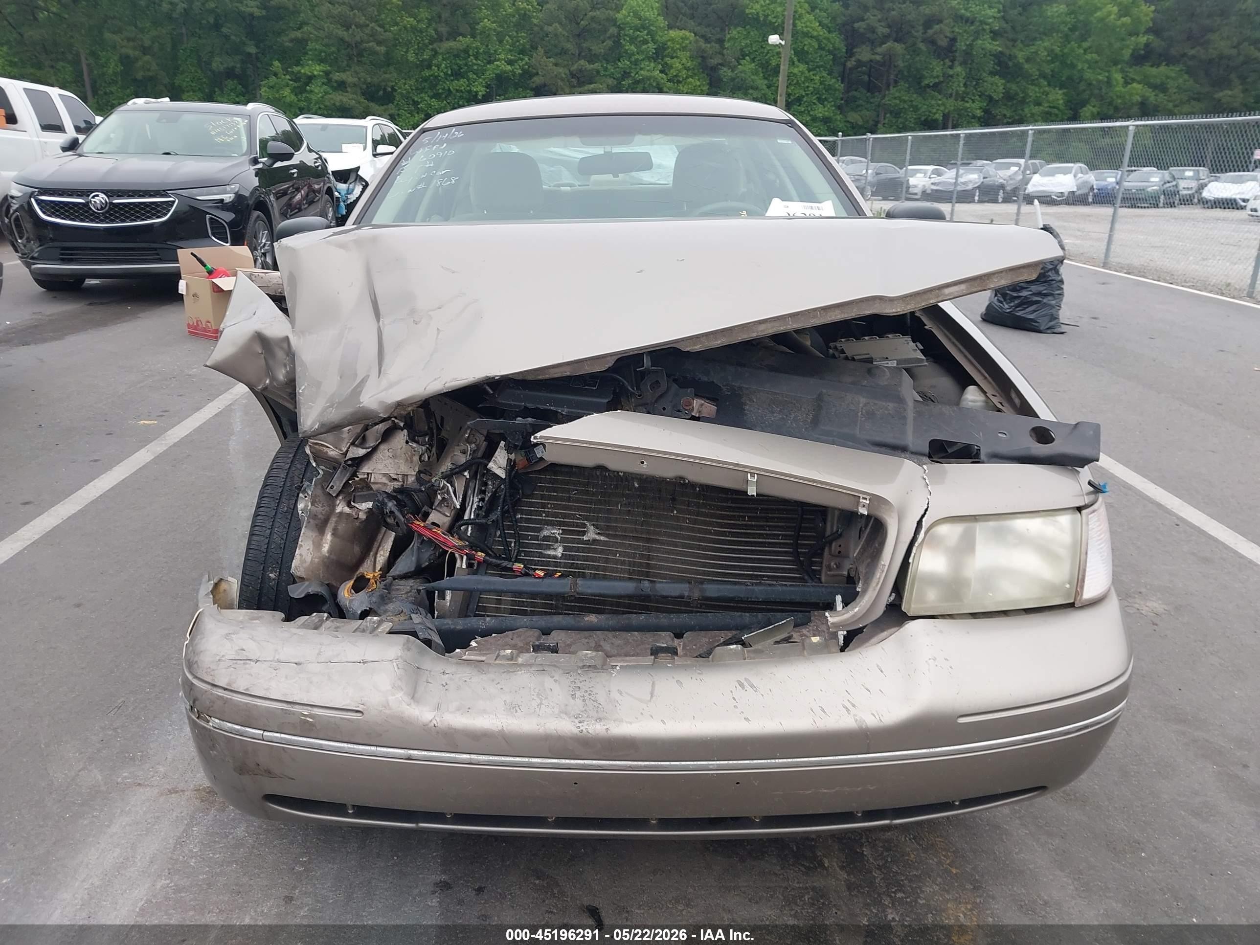 2005 Ford Crown Victoria Lx/lx Sport Gold vin: 2FAFP74W55X101868