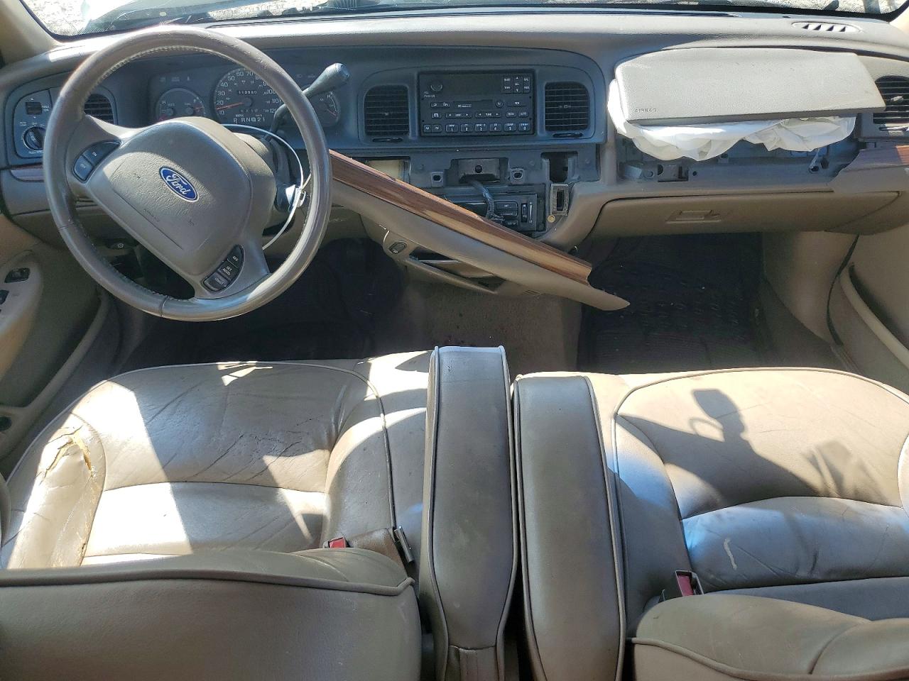 2001 Ford Crown Victoria Lx Желто-коричневый vin: 2FAFP74W61X106474
