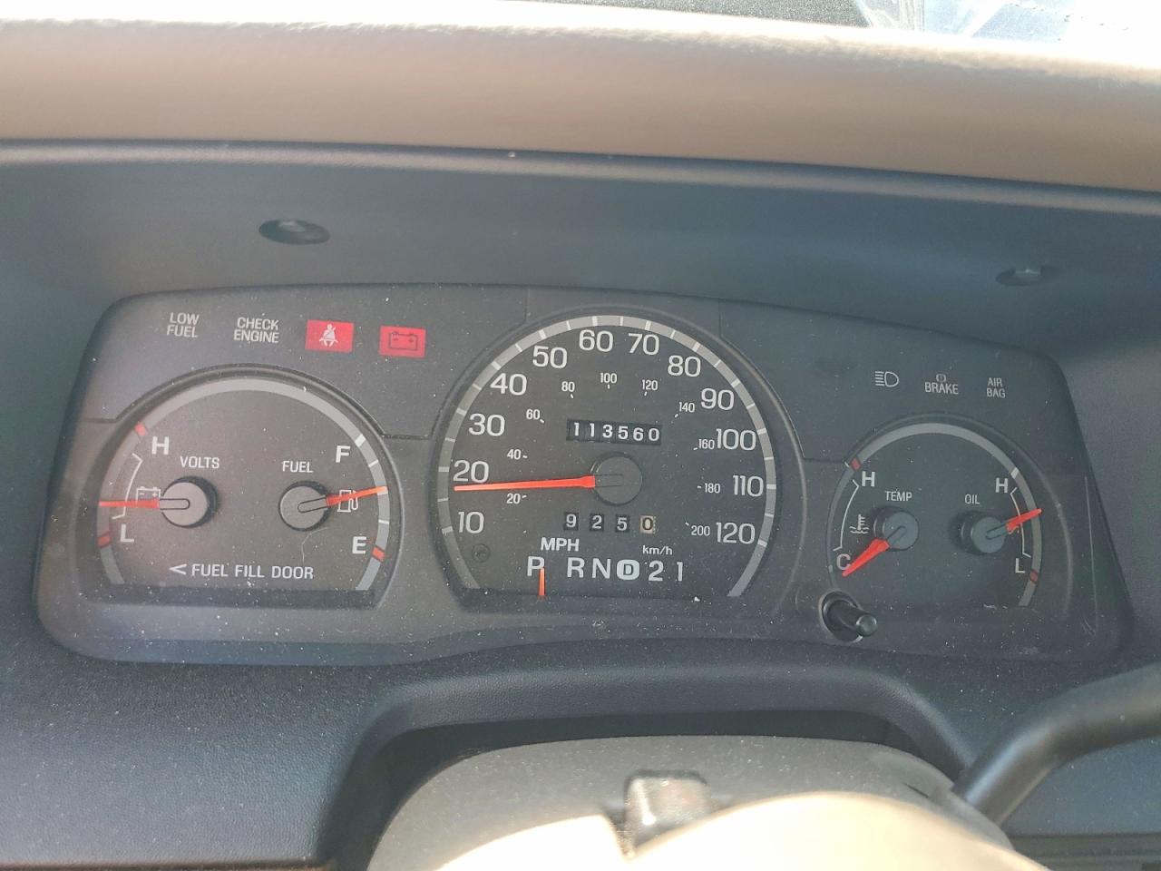 2001 Ford Crown Victoria Lx Желто-коричневый vin: 2FAFP74W61X106474