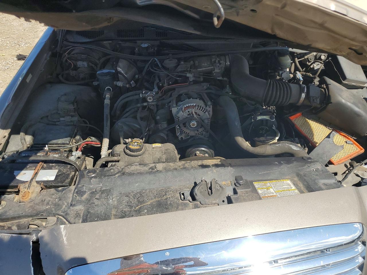 2001 Ford Crown Victoria Lx Желто-коричневый vin: 2FAFP74W61X106474