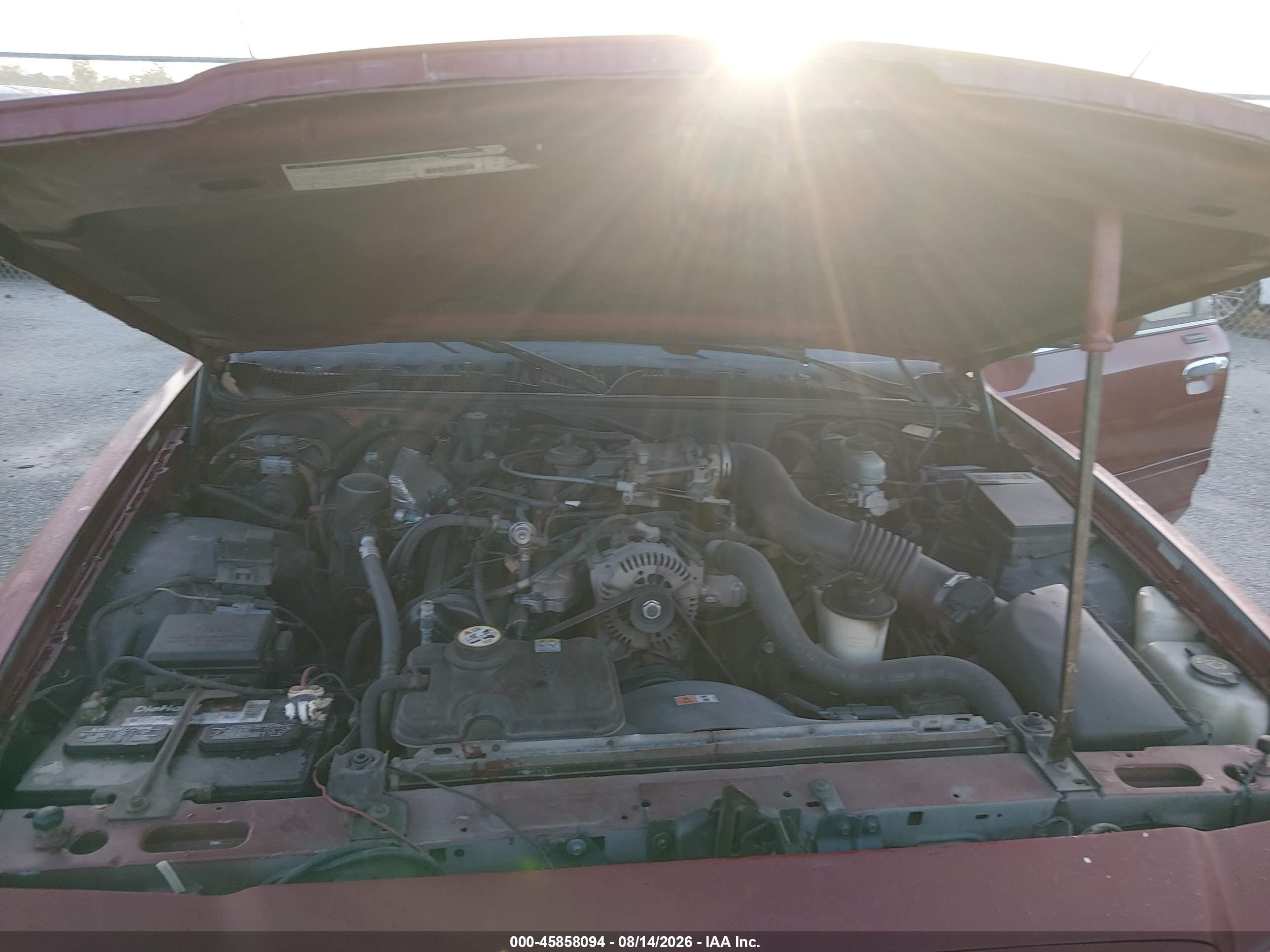 2002 Ford Crown Victoria Lx/sport Red vin: 2FAFP74W62X103872