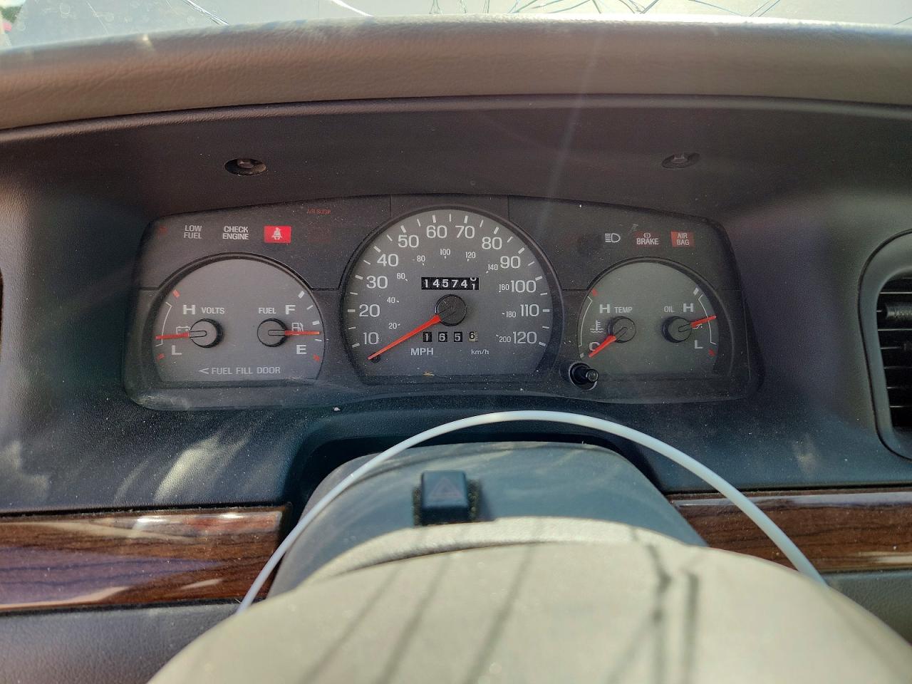 2004 Ford Crown Victoria Lx Silver vin: 2FAFP74W64X112926