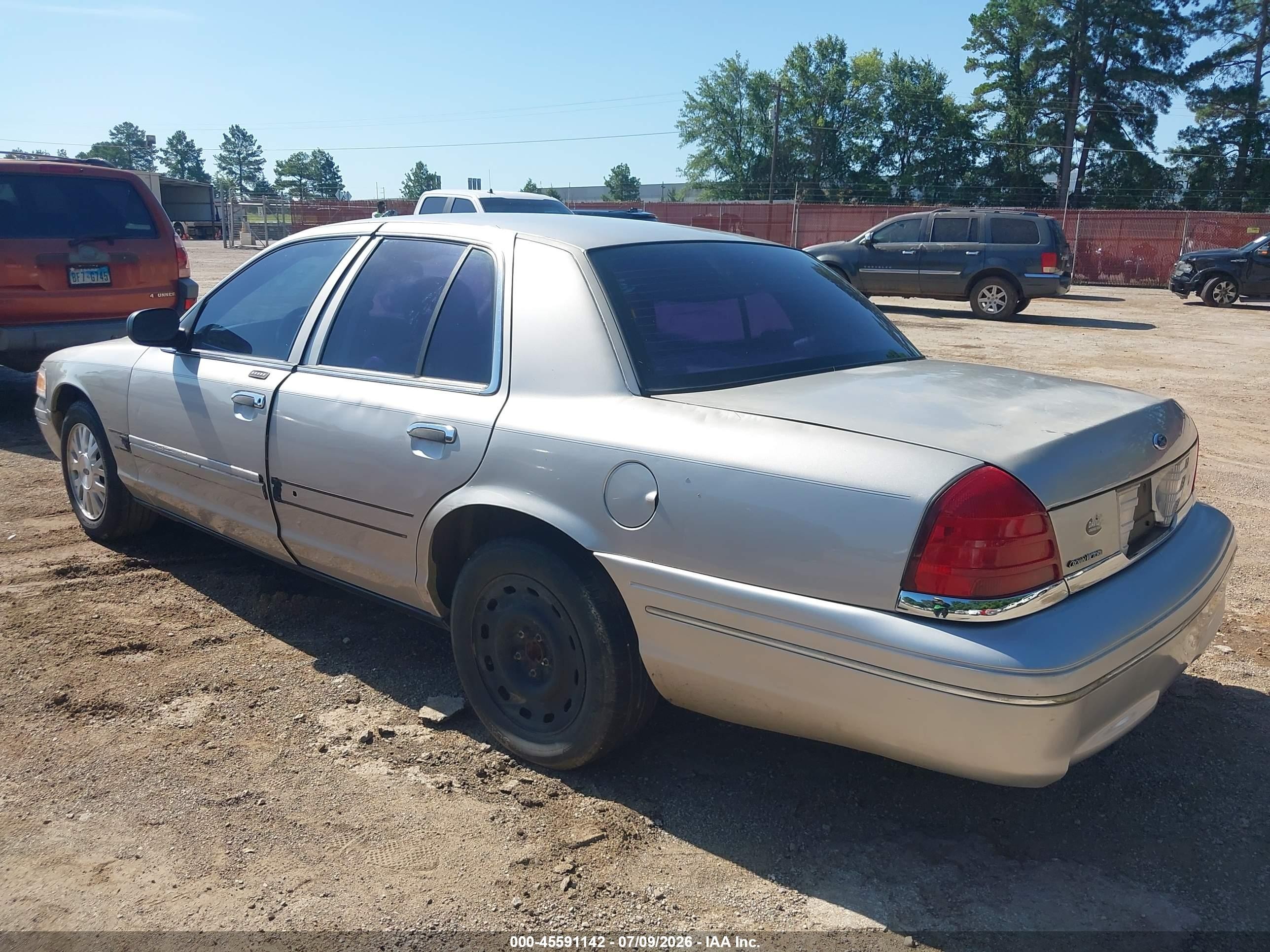 2005 Ford Crown Victoria Lx/lx Sport Серебряный vin: 2FAFP74W65X118176