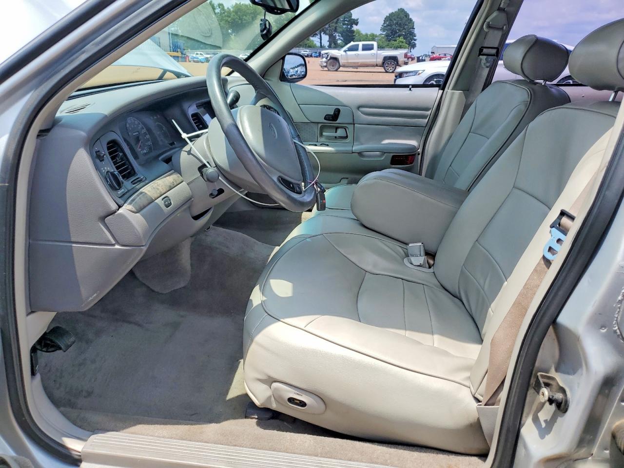 1999 Ford Crown Victoria Lx Silver vin: 2FAFP74W6XX231841
