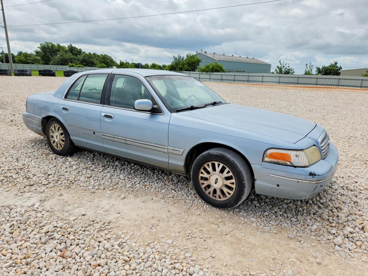 2003 Ford Crown Victoria Lx Blue vin: 2FAFP74W73X130625