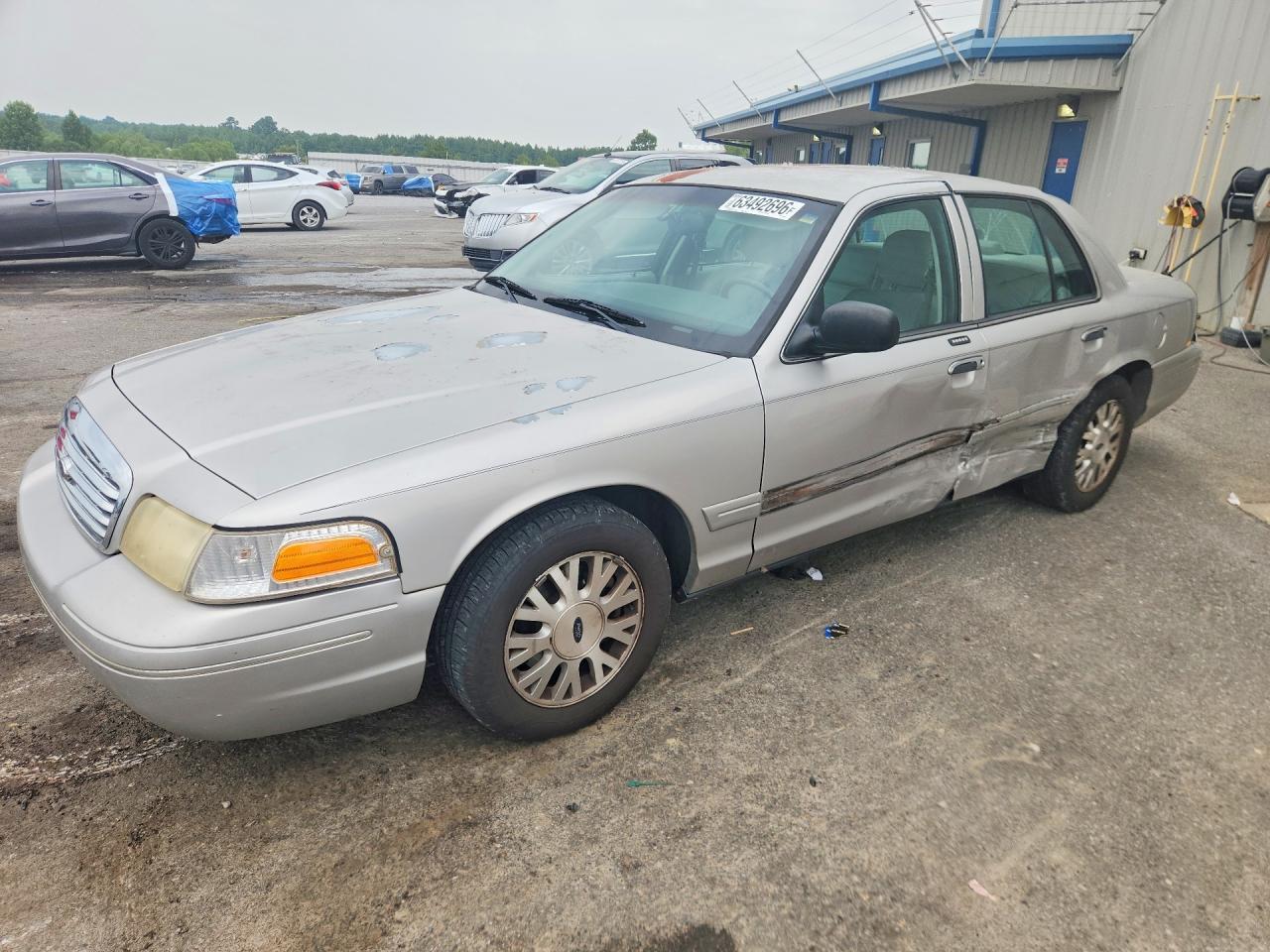 2004 Ford Crown Victoria Lx Silver vin: 2FAFP74W84X168706