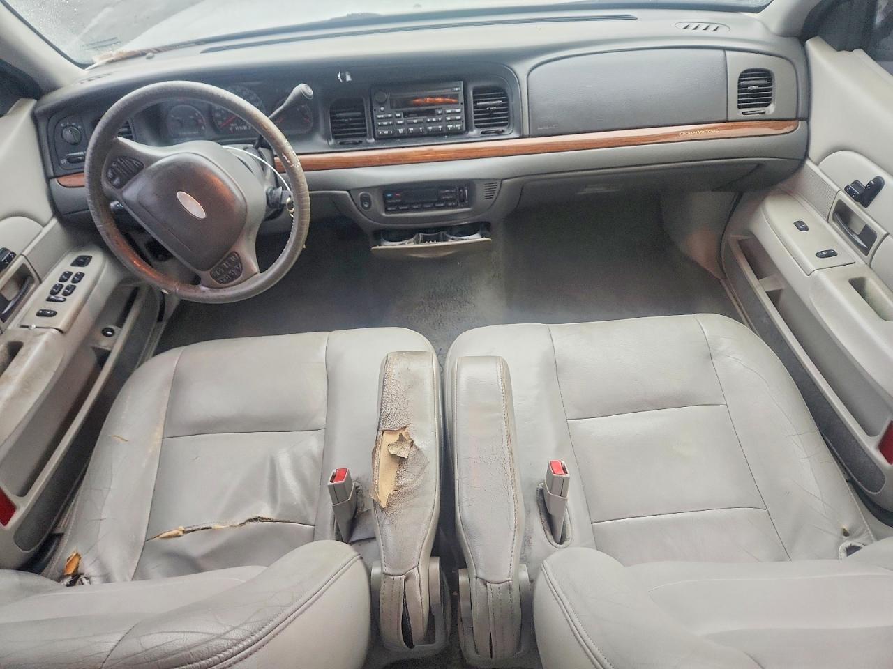 2004 Ford Crown Victoria Lx Silver vin: 2FAFP74W84X186462
