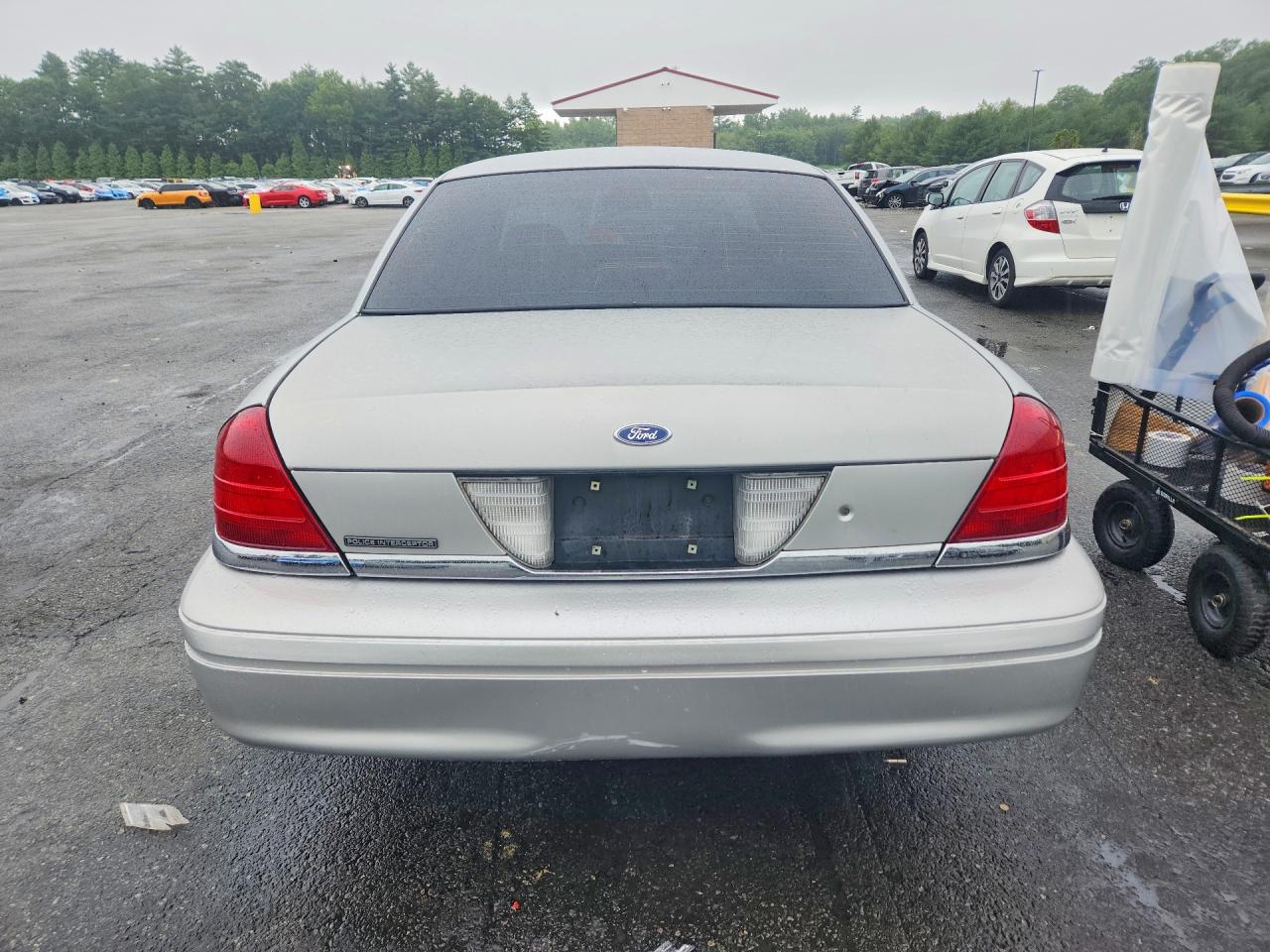 2004 Ford Crown Victoria Lx Silver vin: 2FAFP74W84X186462