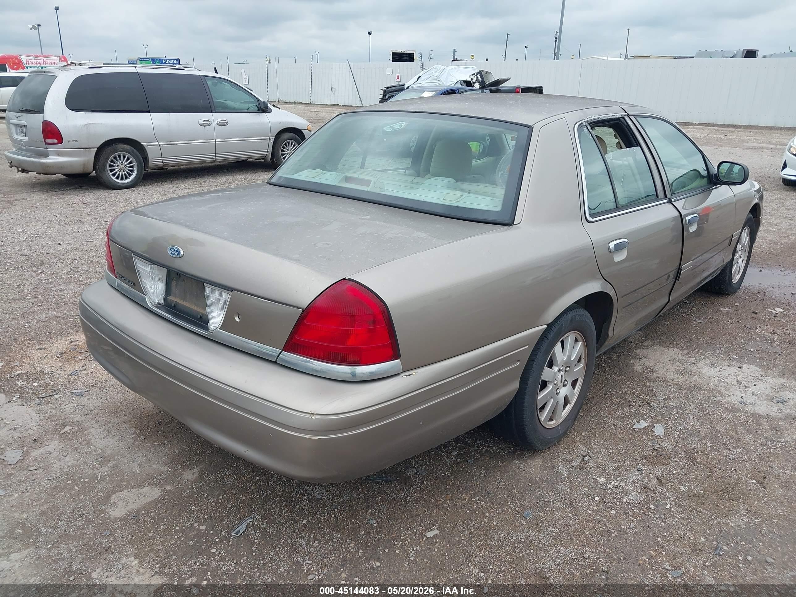 2006 Ford Crown Victoria Lx/lx Sport Gold vin: 2FAFP74W86X132355