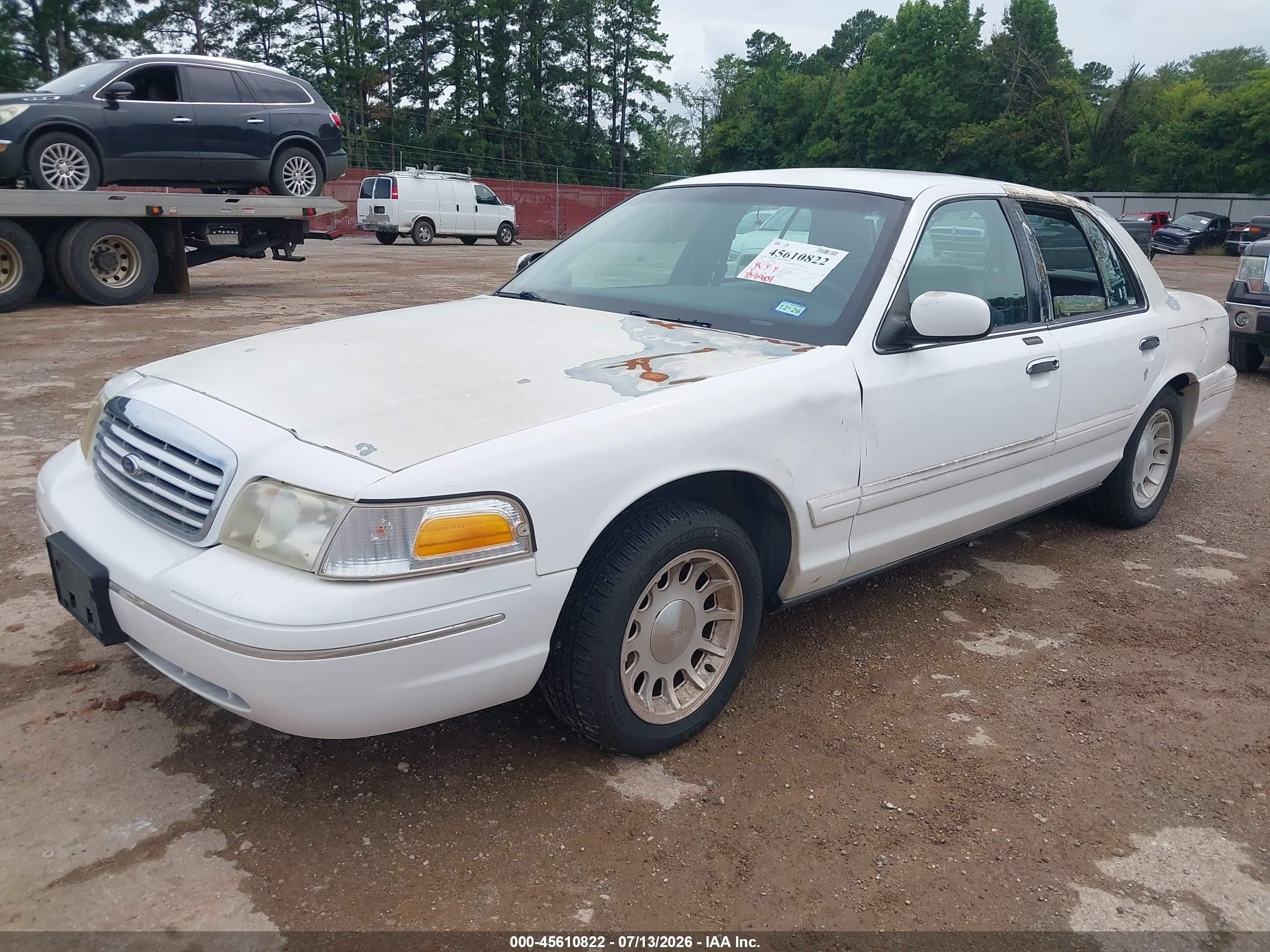 1999 Ford Crown Victoria Lx White vin: 2FAFP74W8XX220730