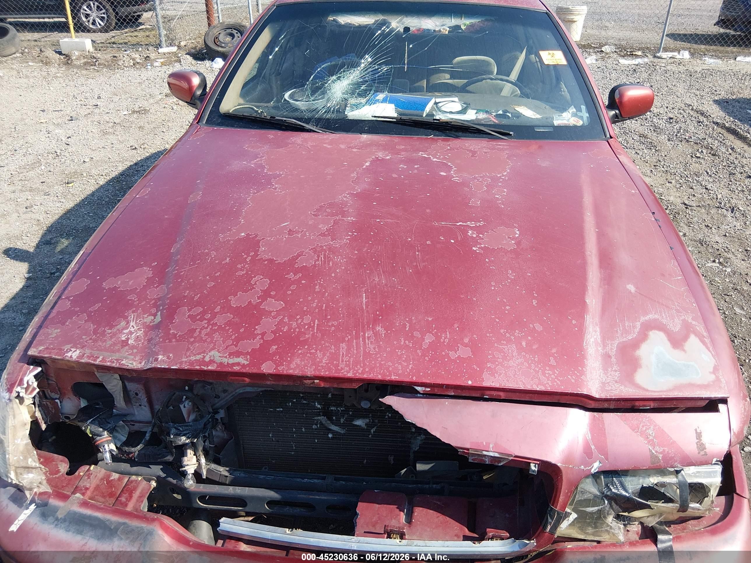 1999 Ford Crown Victoria Lx Red vin: 2FAFP74W8XX241402