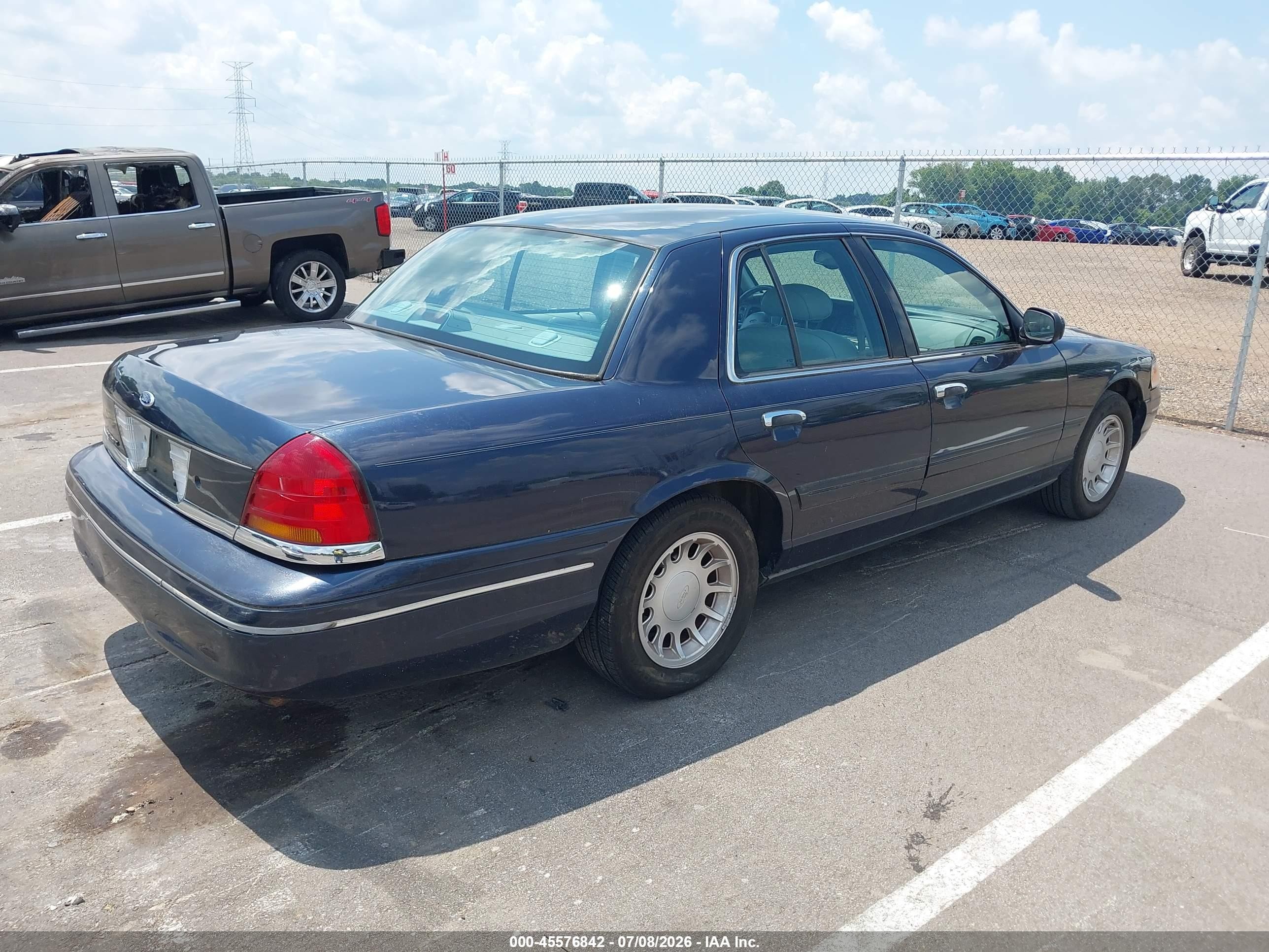 2000 Ford Crown Victoria Lx Blue vin: 2FAFP74W8YX150101