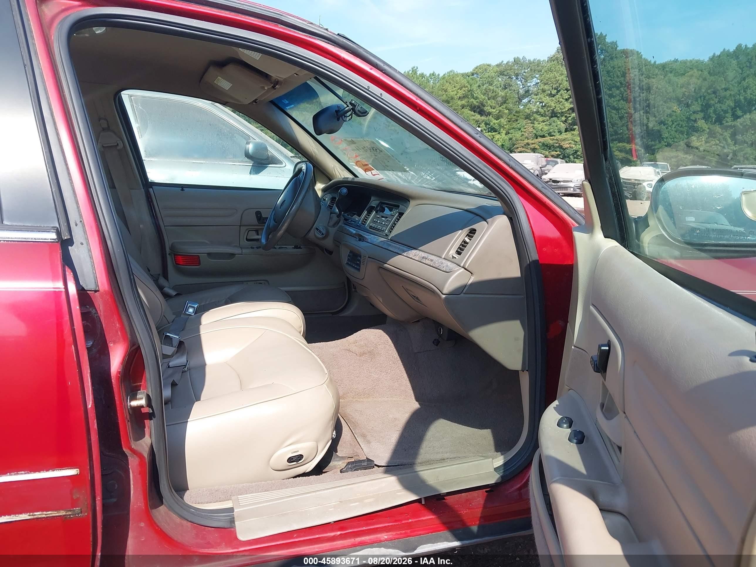 2000 Ford Crown Victoria Lx Red vin: 2FAFP74W8YX155010