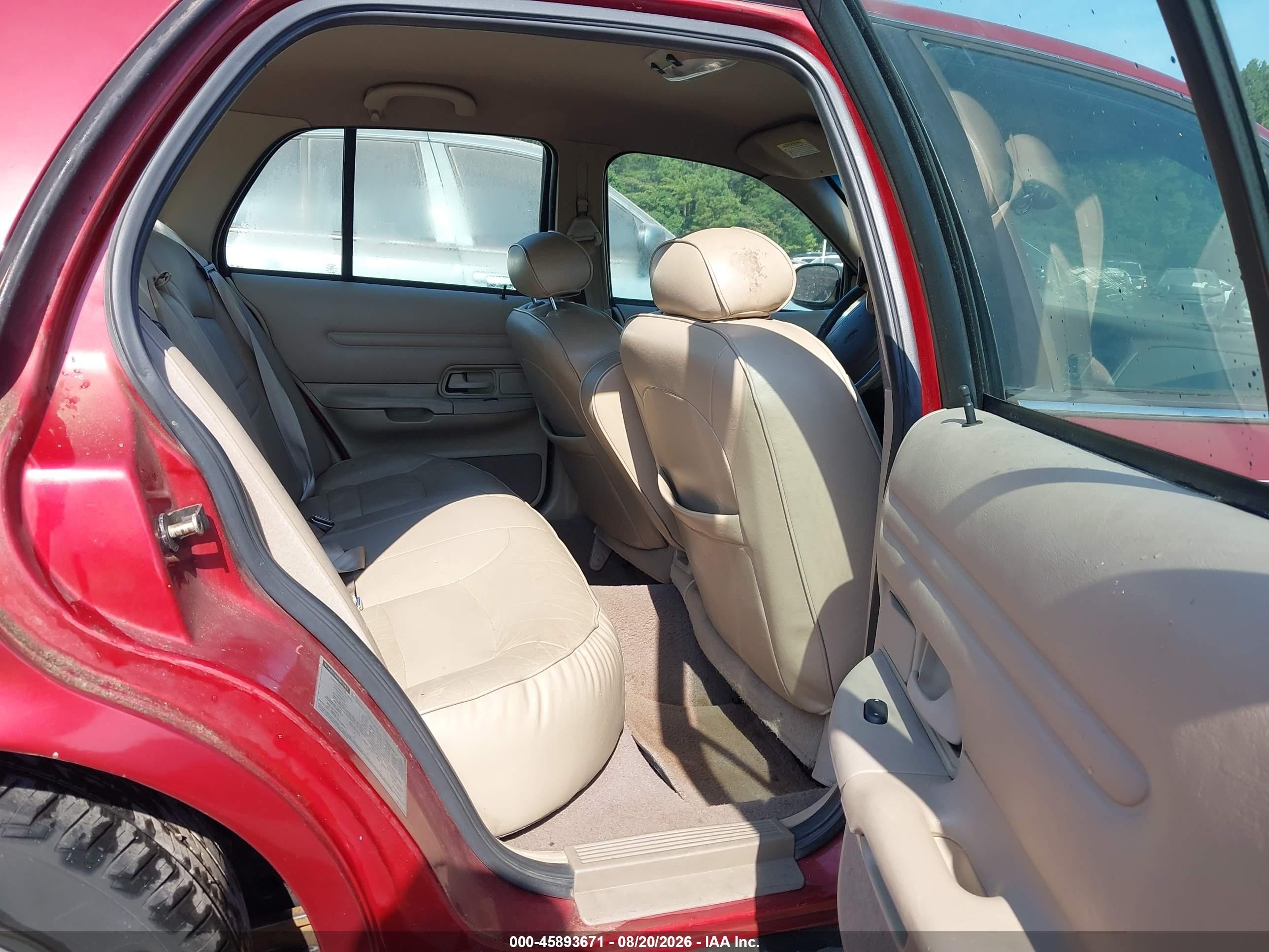 2000 Ford Crown Victoria Lx Red vin: 2FAFP74W8YX155010