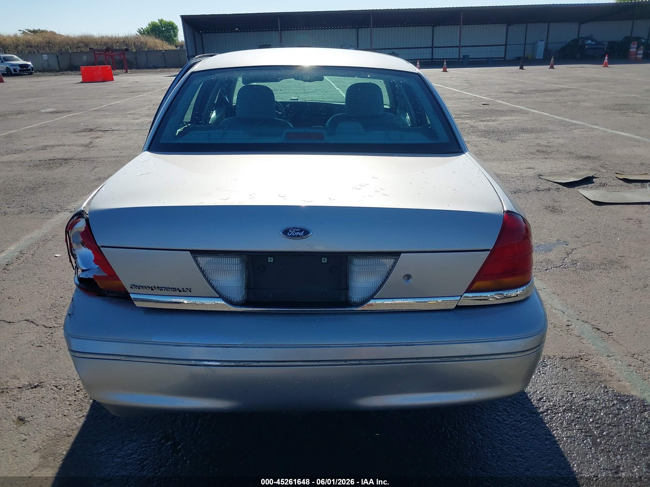 2003 Ford Crown Victoria Lx Silver vin: 2FAFP74W93X197596