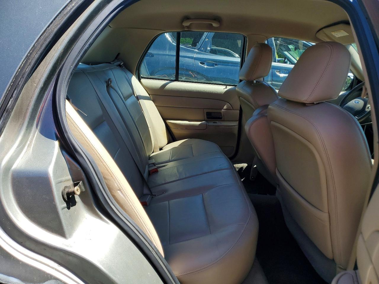 2004 Ford Crown Victoria Lx Зеленый vin: 2FAFP74W94X126271