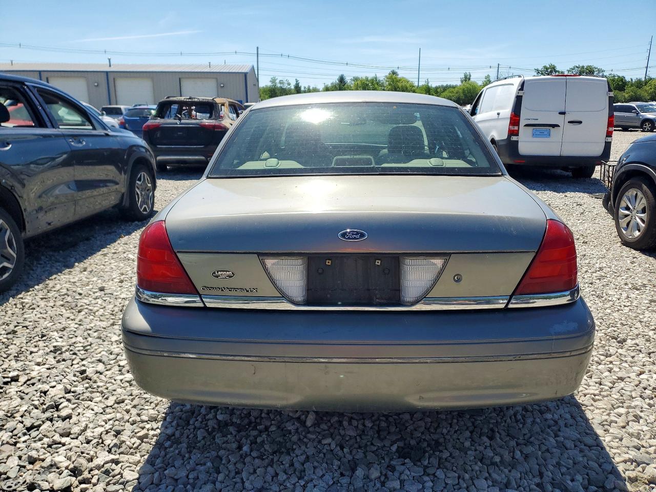 2004 Ford Crown Victoria Lx Зеленый vin: 2FAFP74W94X126271