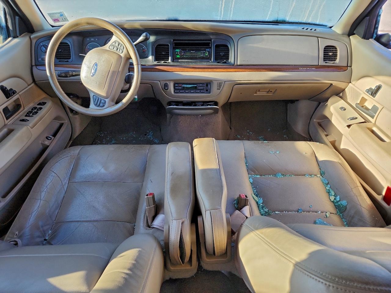 2004 Ford Crown Victoria Lx Silver vin: 2FAFP74W94X158007