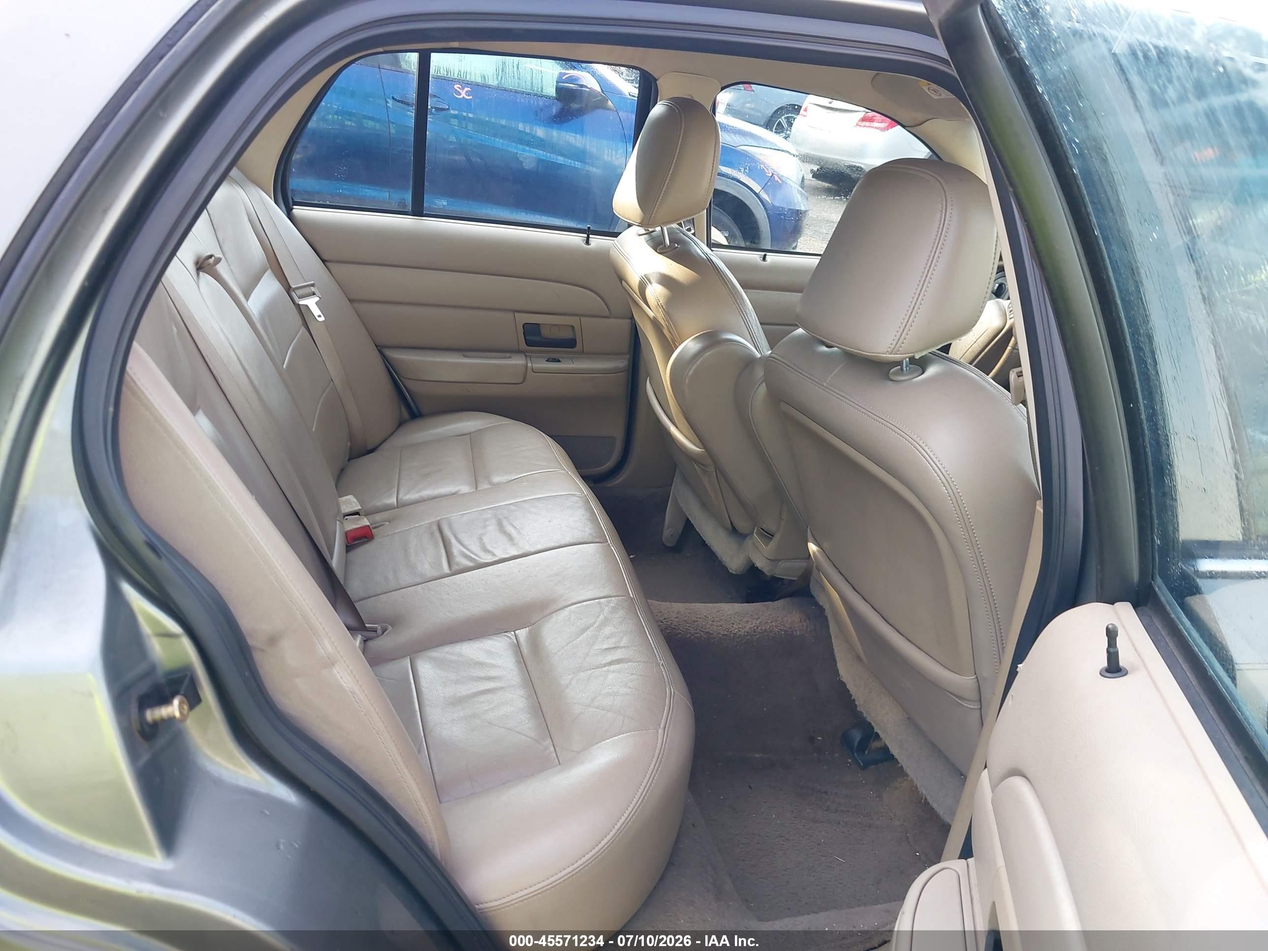 2004 Ford Crown Victoria Lx Tan vin: 2FAFP74W94X182212