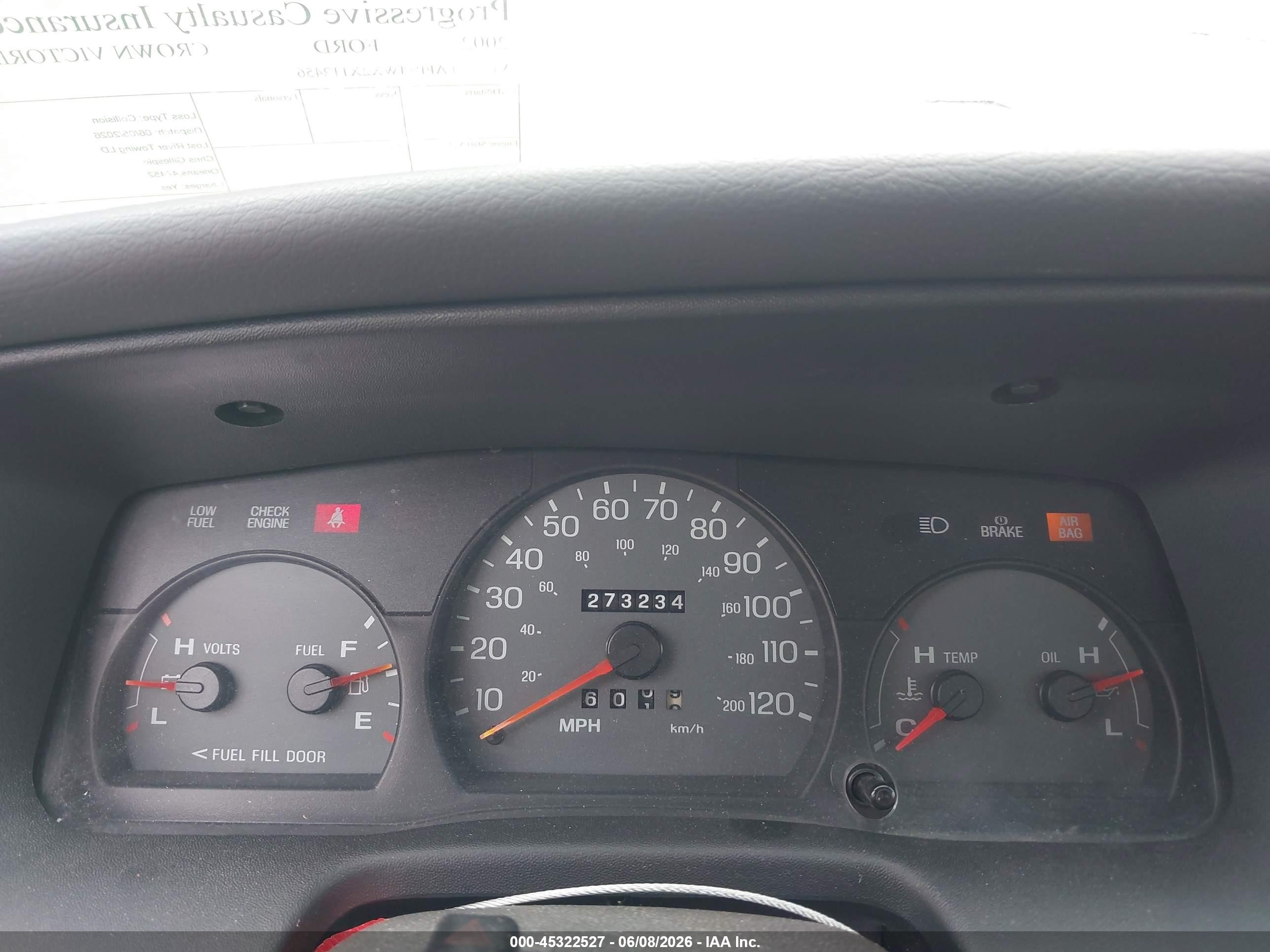 2002 Ford Crown Victoria Lx Silver vin: 2FAFP74WX2X112456
