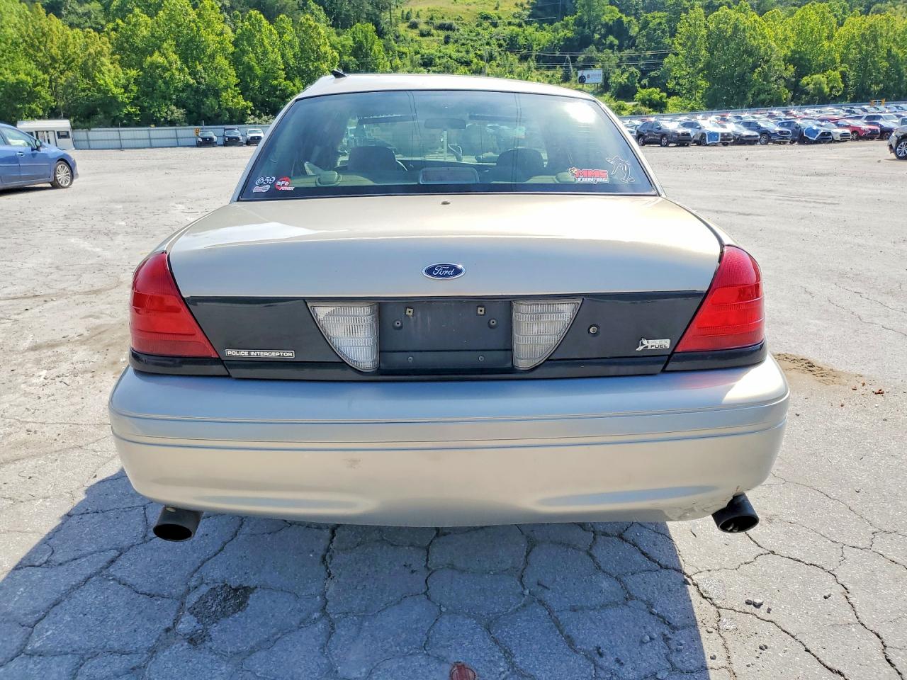 2009 Ford Crown Victoria Police Interceptor Beige vin: 2FAHP71V09X122752