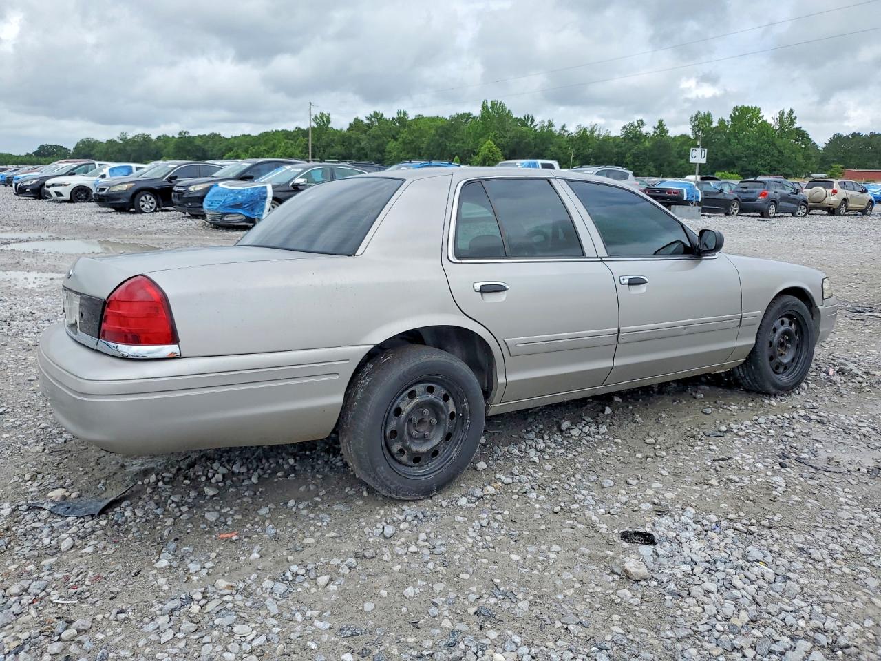 2008 Ford Crown Victoria Police Interceptor Silver vin: 2FAHP71V28X102243