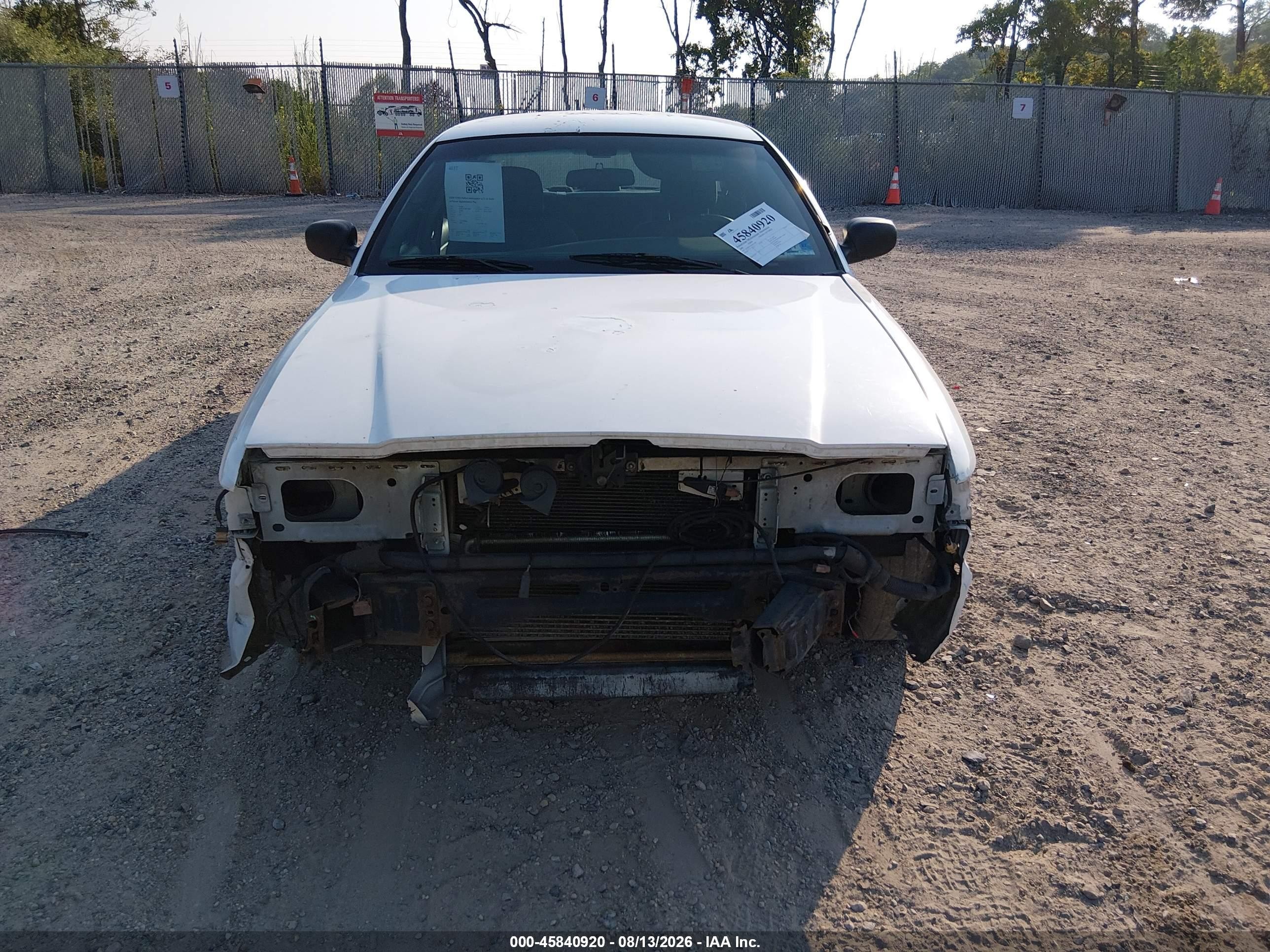 2009 Ford Crown Victoria Police/police Interceptor White vin: 2FAHP71V29X133204