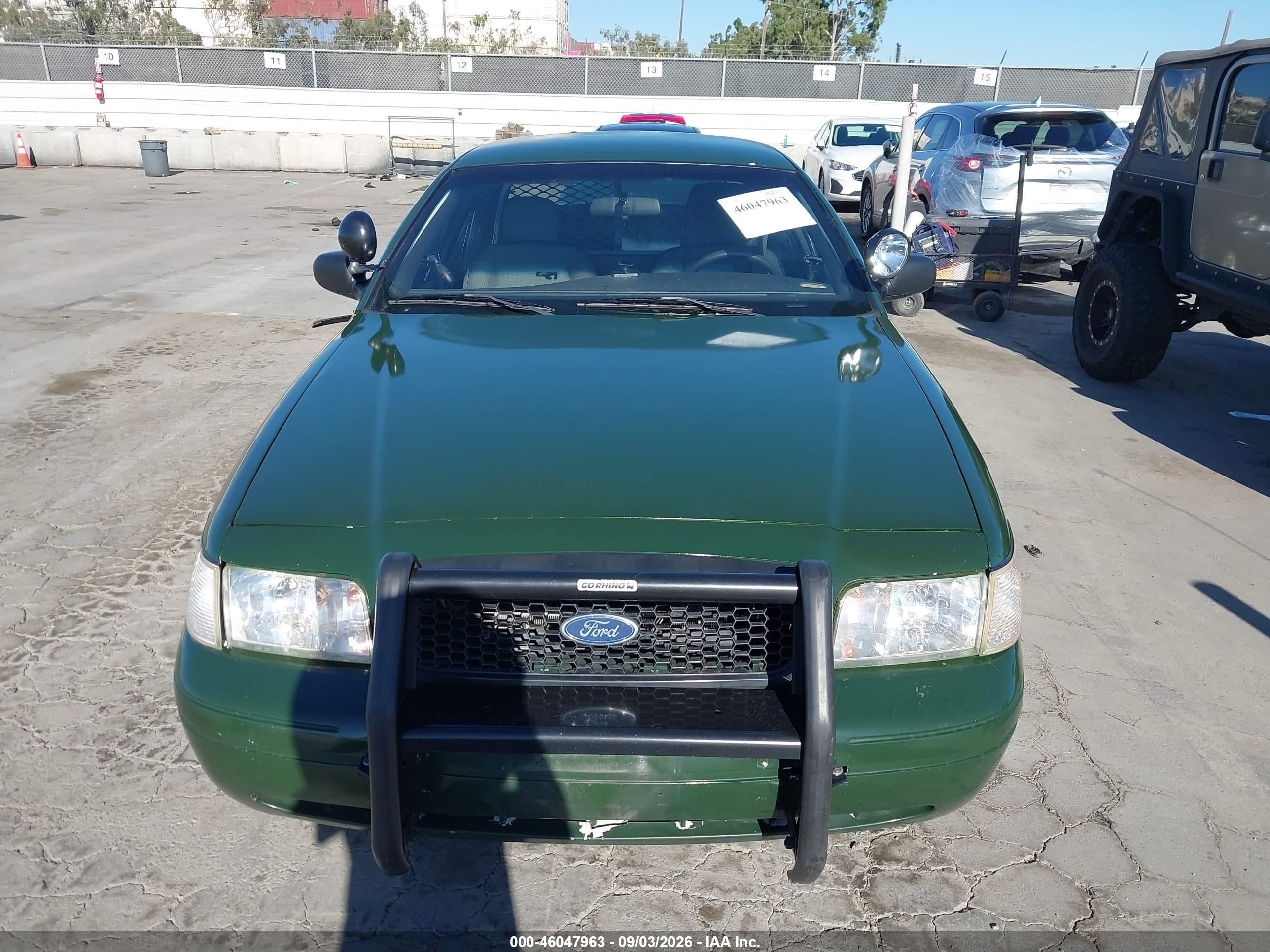 2009 Ford Crown Victoria Police/police Interceptor Green vin: 2FAHP71V29X140279