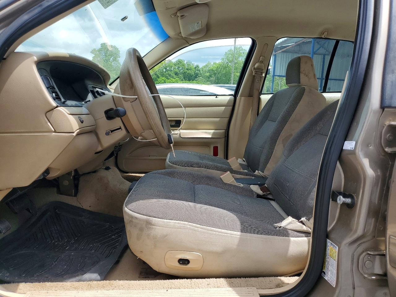 2008 Ford Crown Victoria Police Interceptor Gold vin: 2FAHP71V38X161043