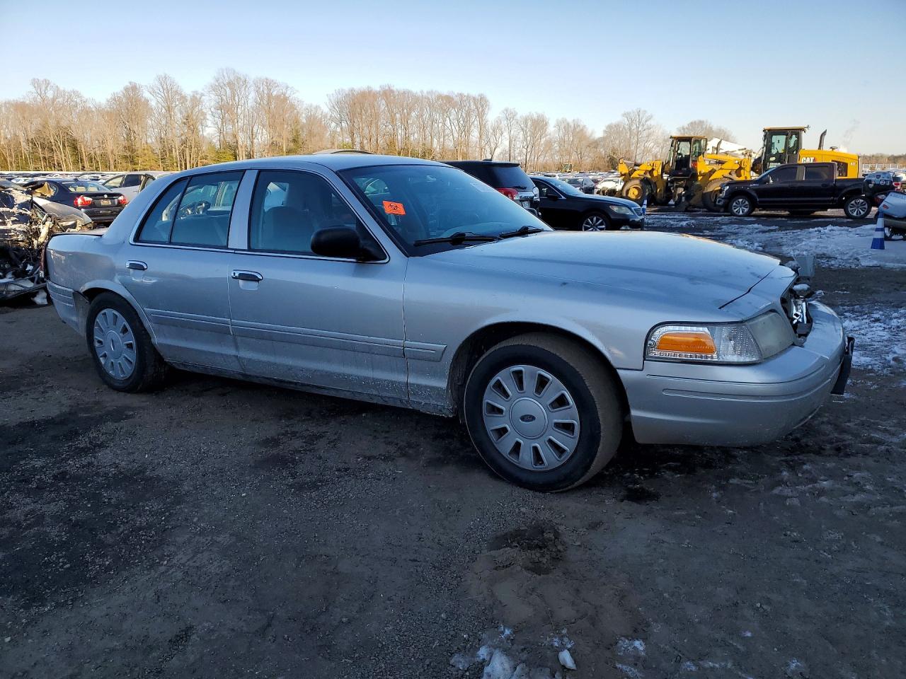 2008 Ford Crown Victoria Police Interceptor Silver vin: 2FAHP71V48X132165