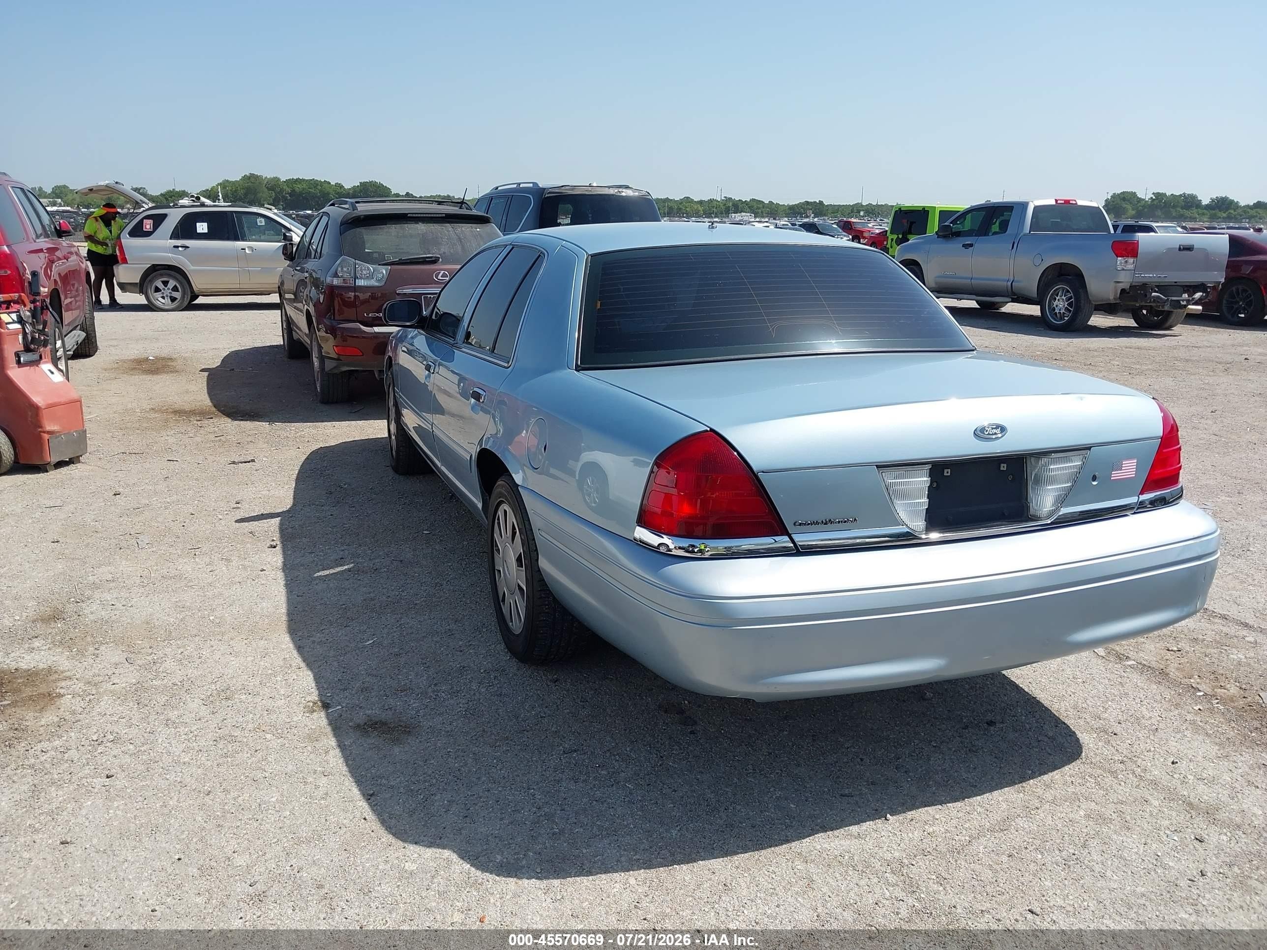2008 Ford Crown Victoria Police/police Interceptor Light Blue vin: 2FAHP71V58X157463