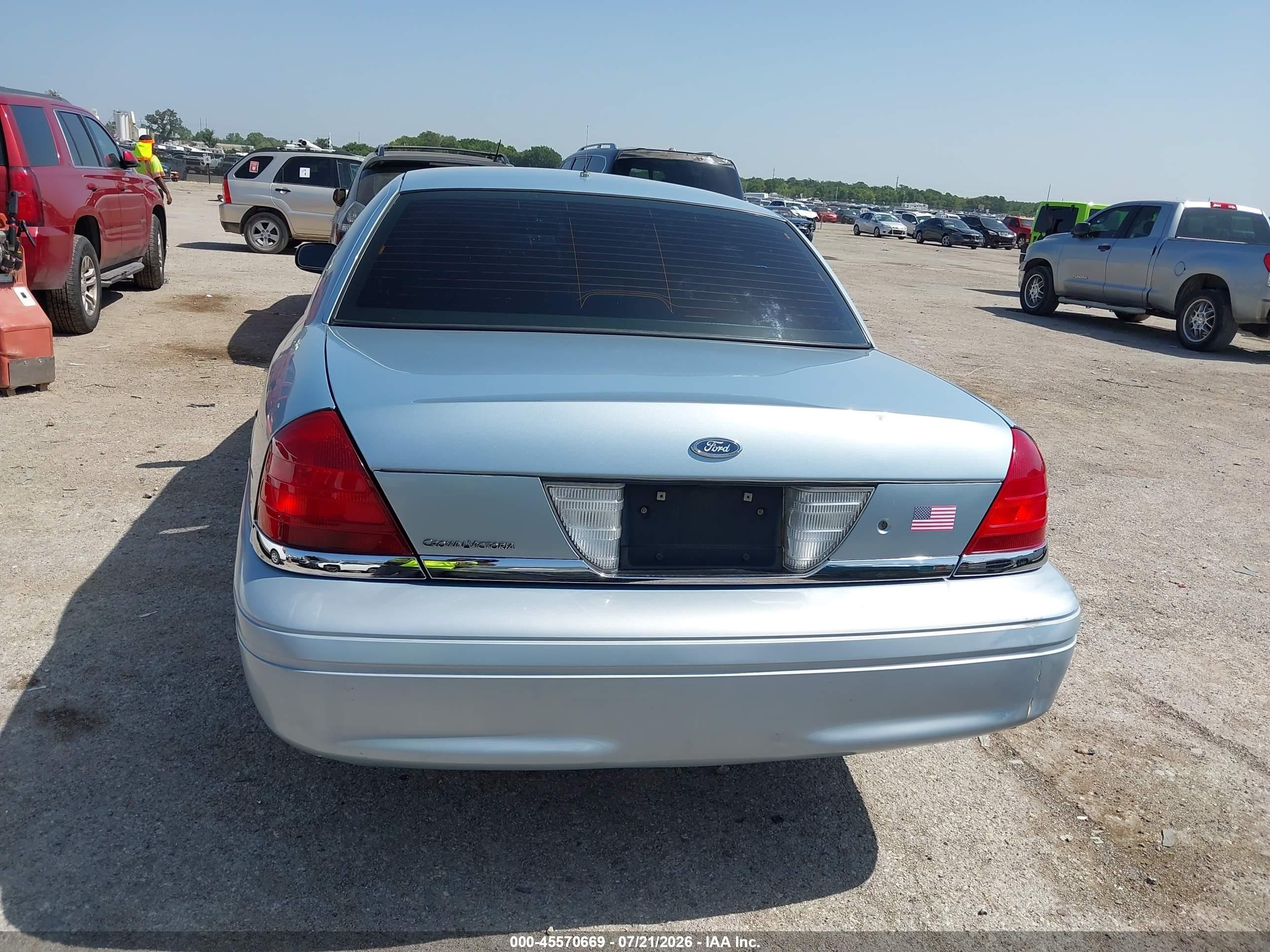2008 Ford Crown Victoria Police/police Interceptor Light Blue vin: 2FAHP71V58X157463