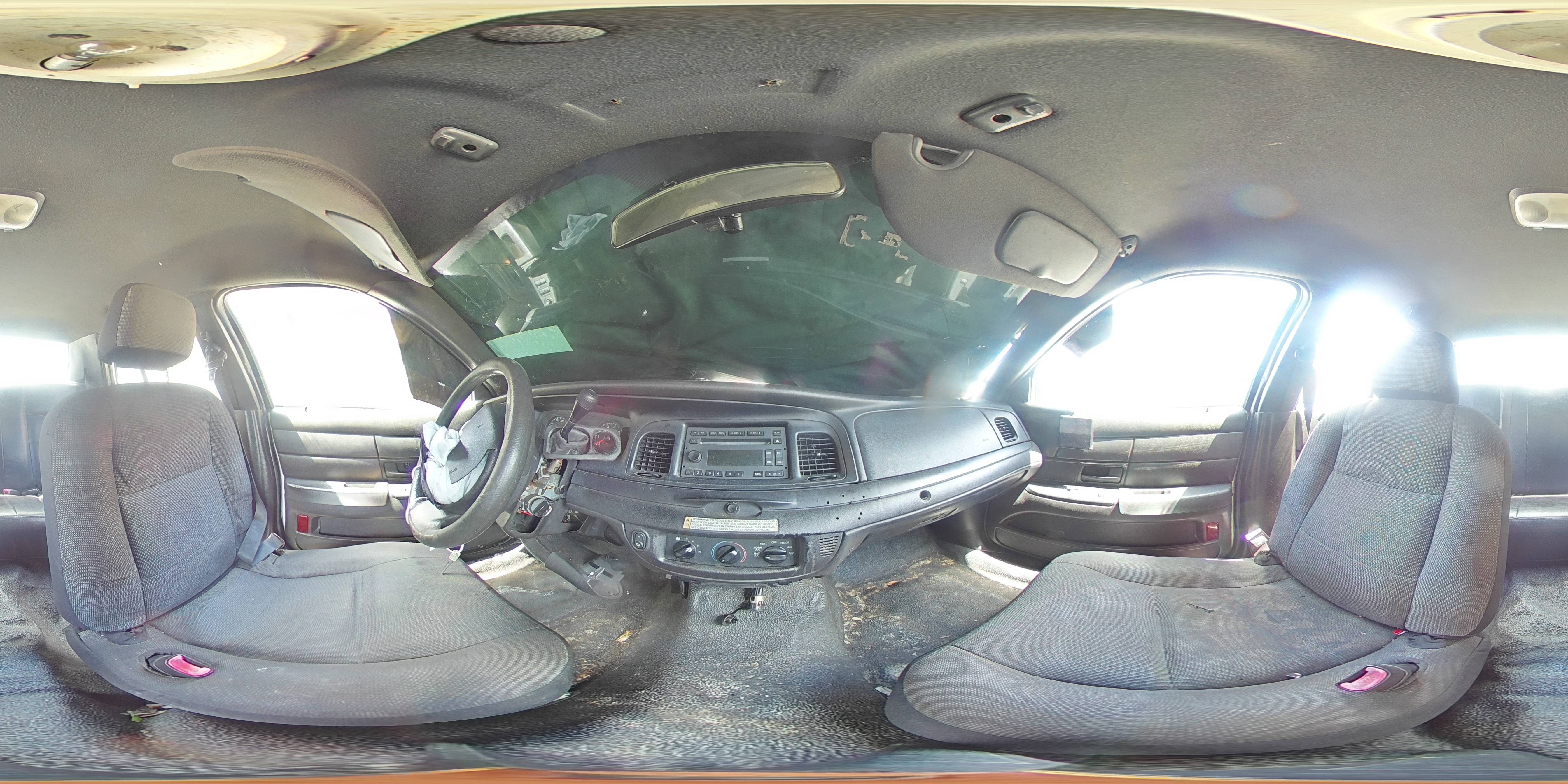 2009 Ford Crown Victoria White vin: 2FAHP71V69X116647