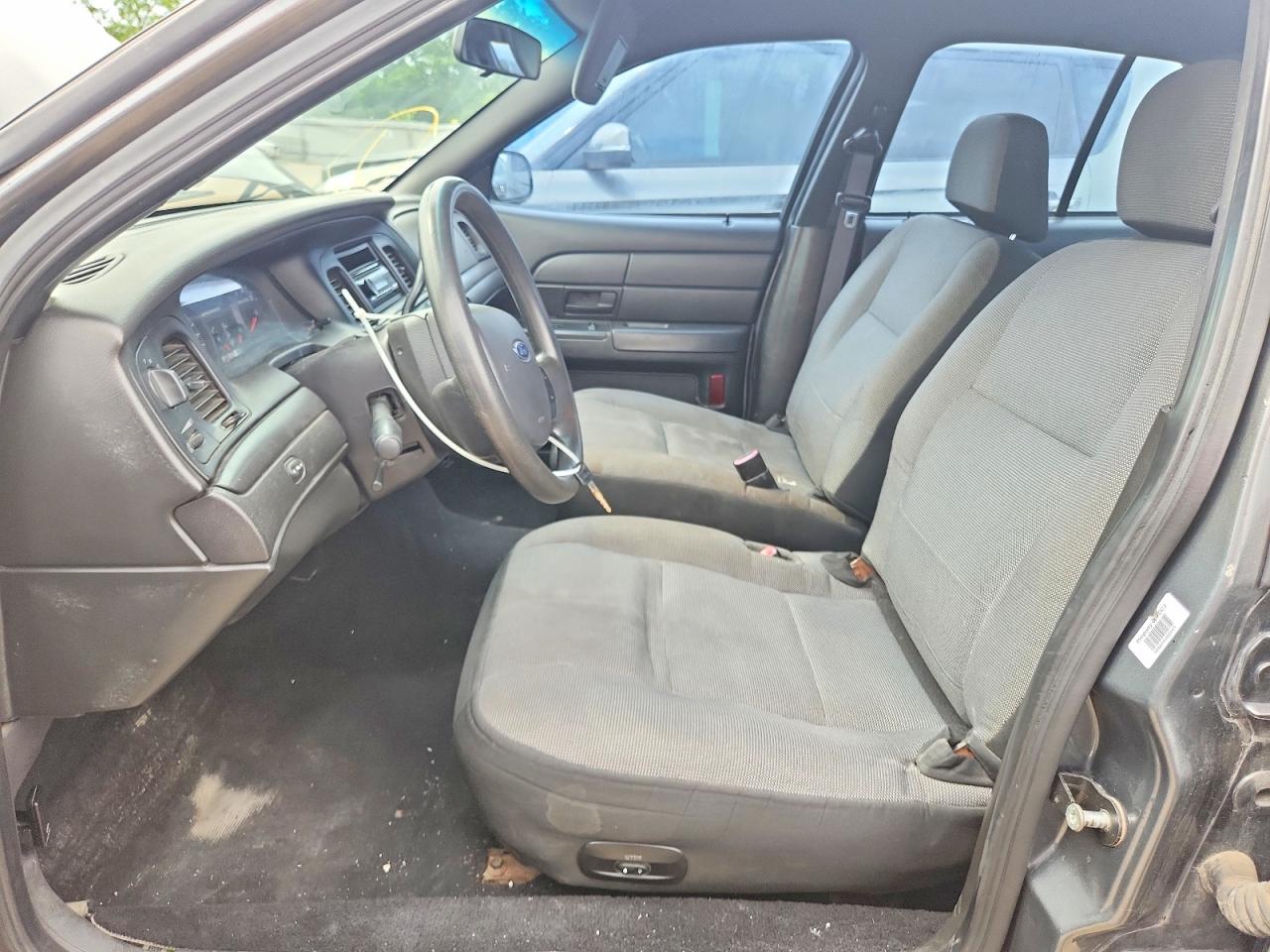 2009 Ford Crown Victoria Police Interceptor Gray vin: 2FAHP71V69X141192
